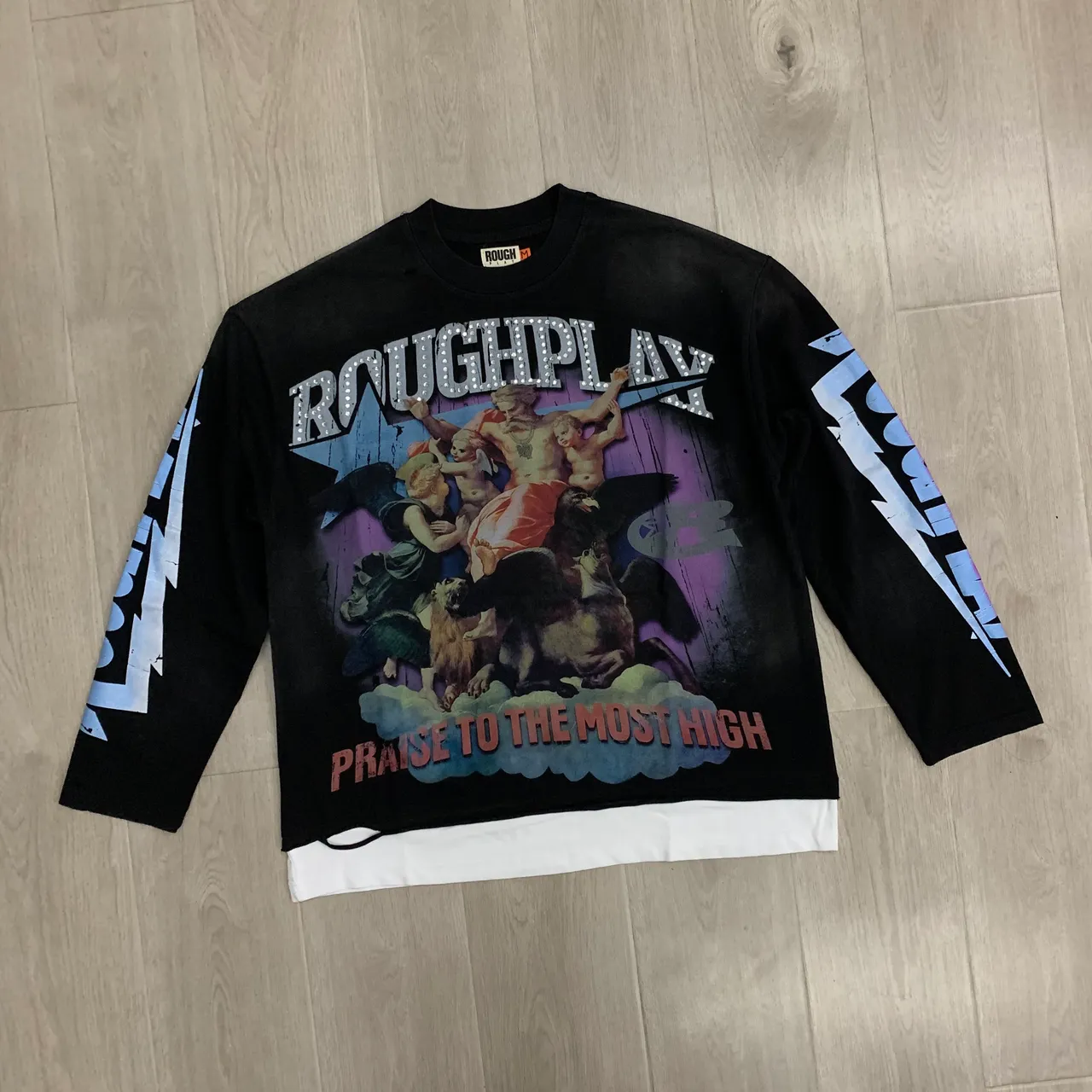 ROUGH Graphic-Print Cut-Hem Long-Sleeve Sweater