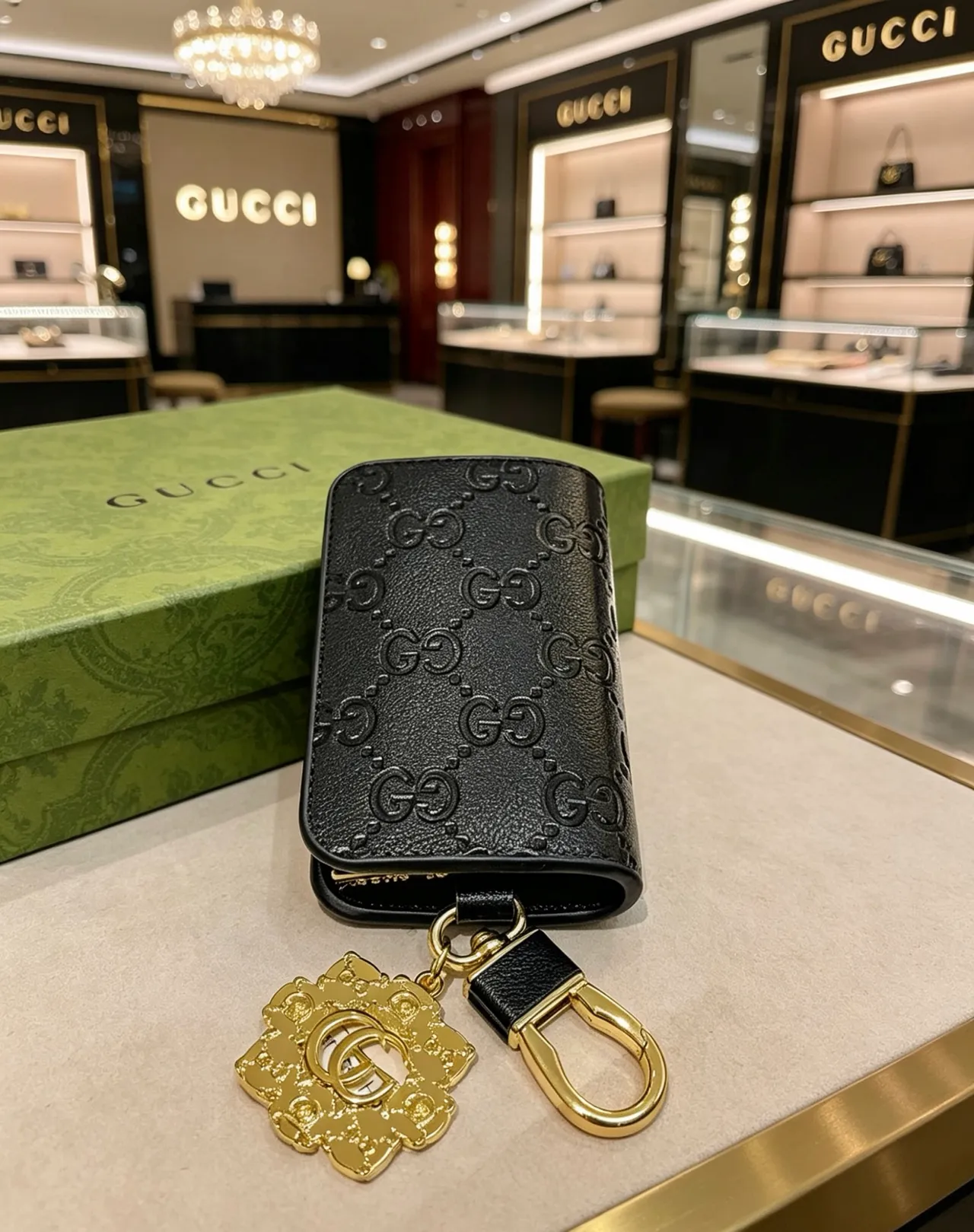 Gucci GG Monogram Black Gold Embossed Hardware Card Holder