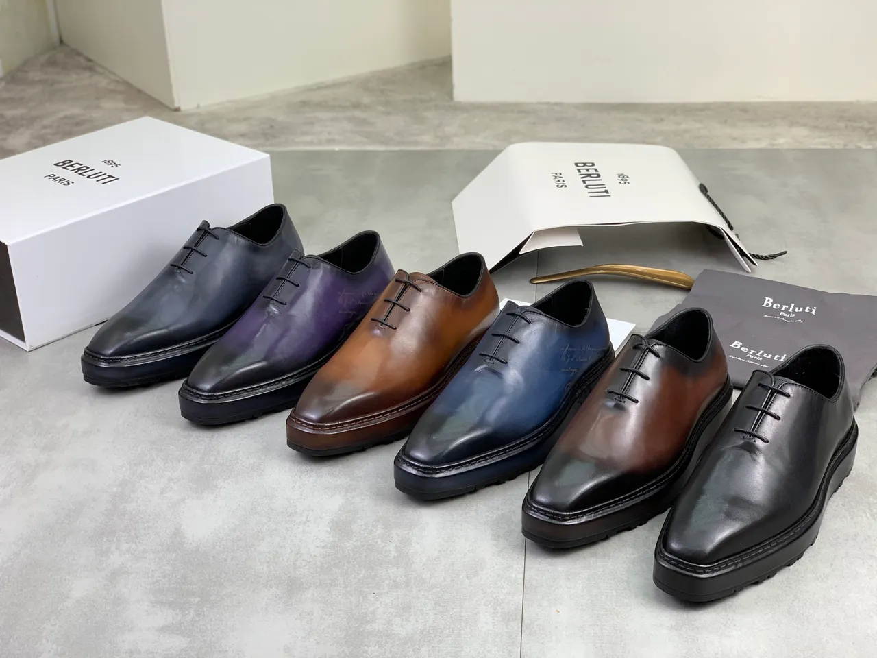 Berluti Navy Polished Leather Square-Toe Oxford Shoes