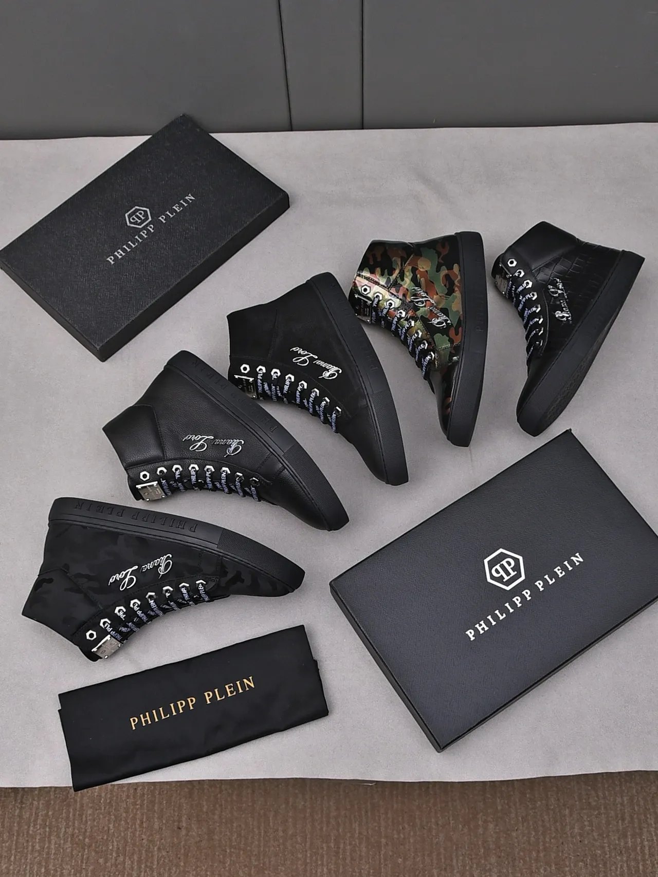 Philipp Plein Pleins Lord Black Croc-Embossed High-Top Lifestyle Sneakers