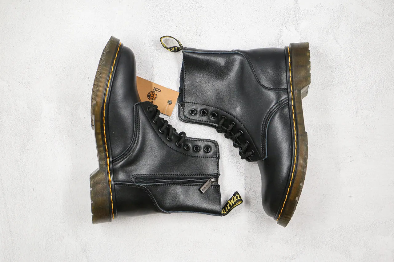 Dr. Martens 1460 Black Smooth Leather 8-Eyelet Martin Boot