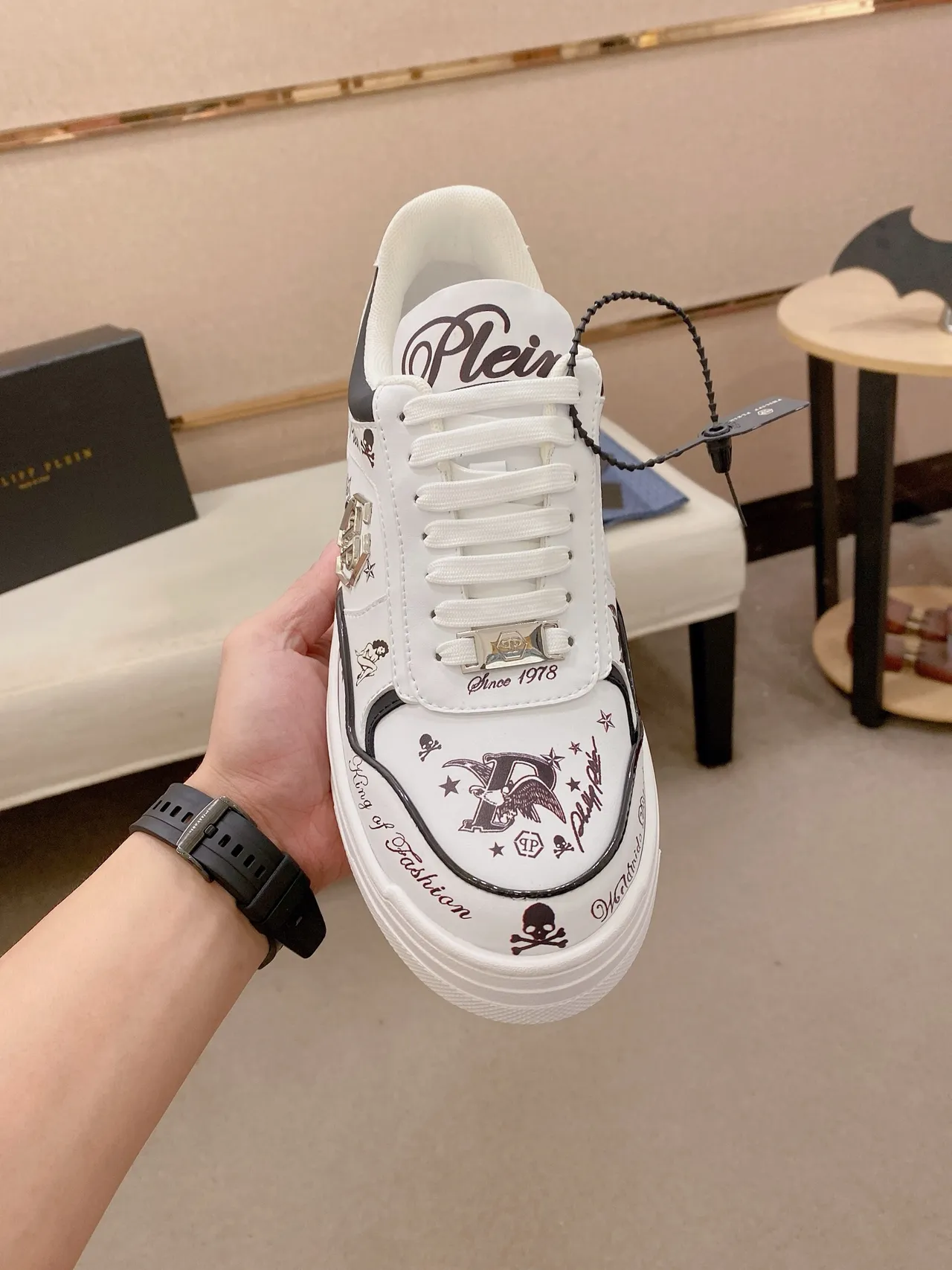 Philipp Plein Lifestyle Sneaker White Black Leather Upper Contrast Panels Lifestyle Sneakers