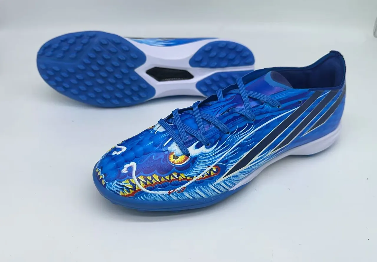 Blue Dragon-Print Turf Soccer Shoes