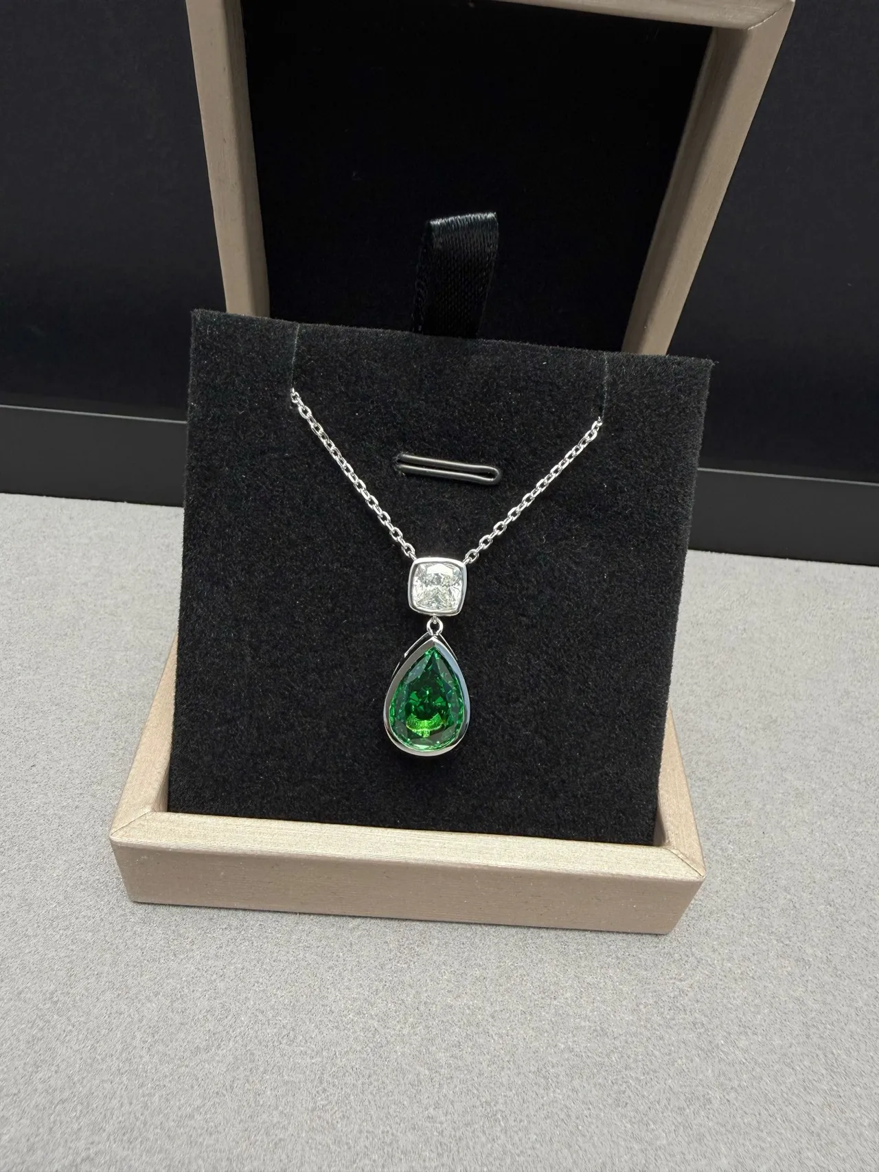 Pear-Shaped Green Gemstone and Square Accent Stone Bezel-Set Pendant Necklace