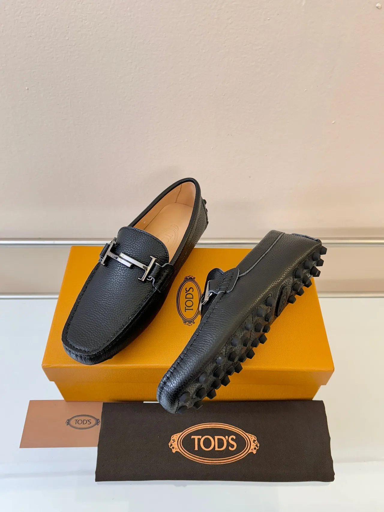Tod's Gommino Loafer Black Pebbled Leather H-Buckle Loafers