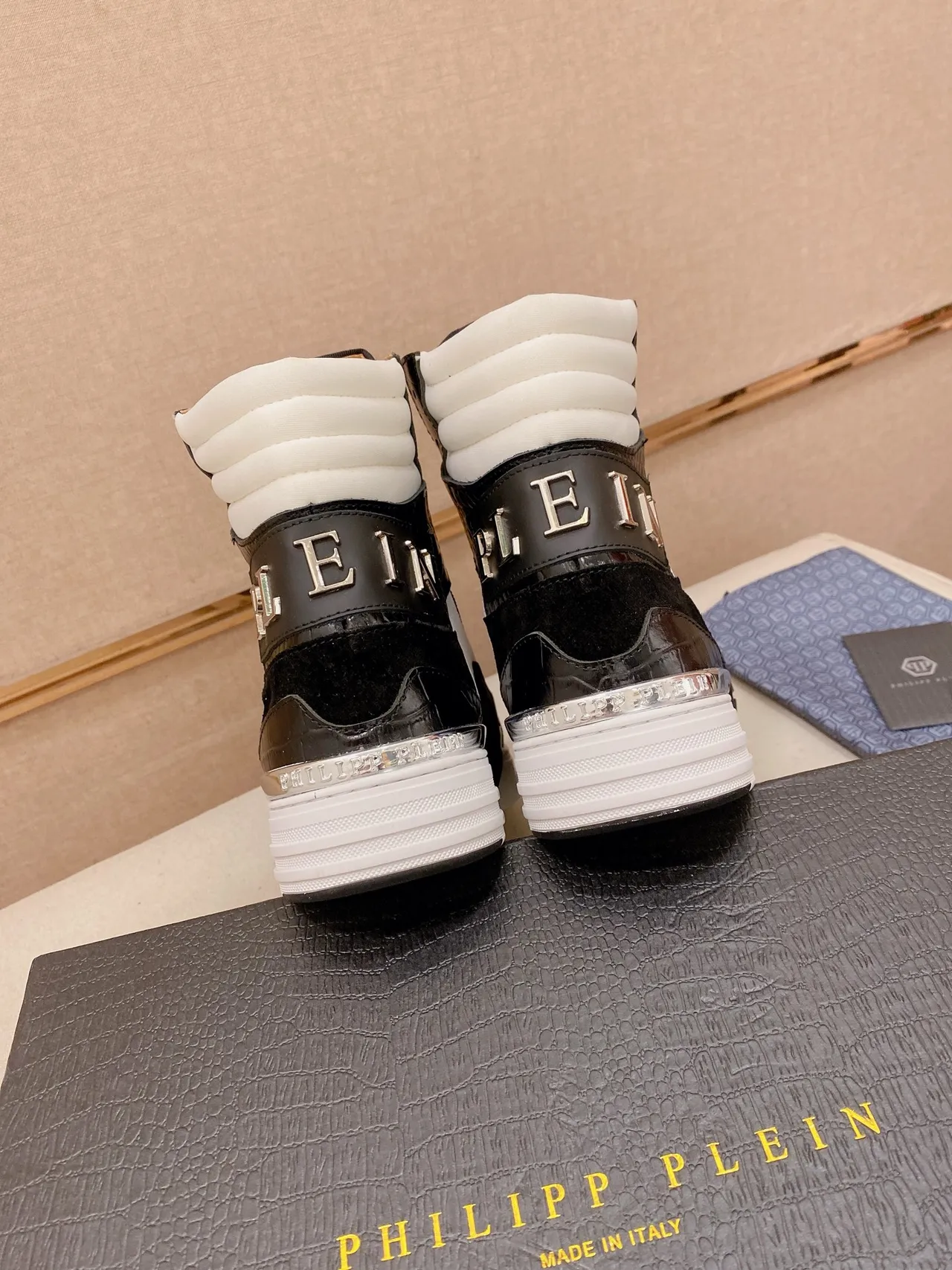 Philipp Plein Black White High-Top Crocodile-Embossed Leather Sneakers