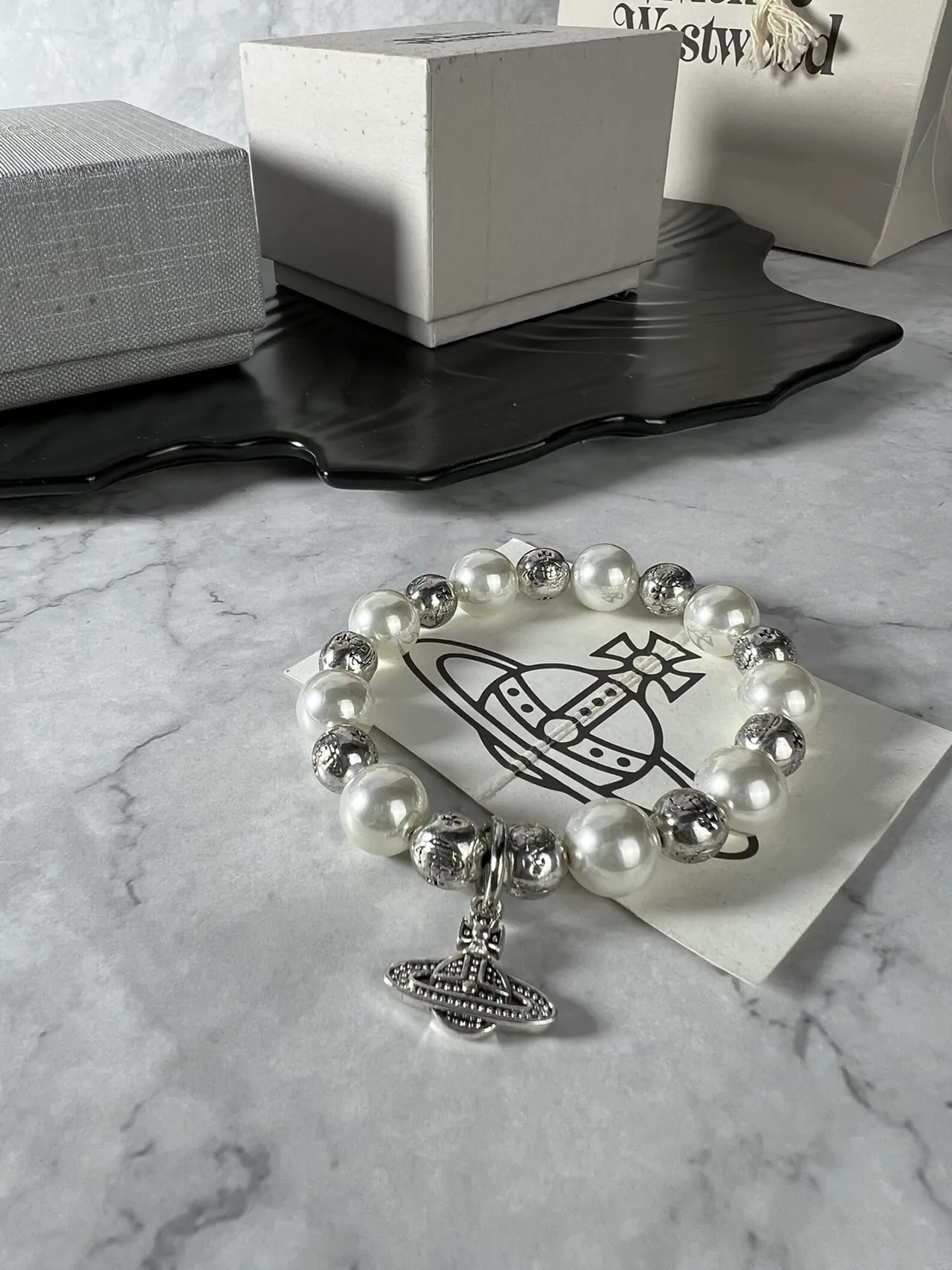 Vivienne Westwood Orb Bracelet White Pearl and Silver-Tone Bead Bracelet