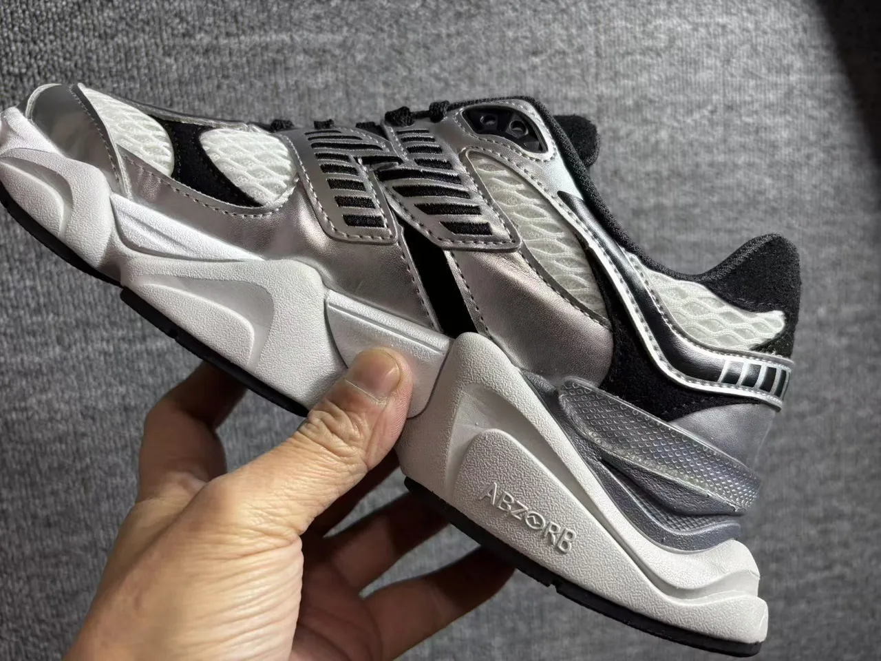 New Balance Silver Black Layered Midsole Metallic Mesh Upper Chunky Sneakers