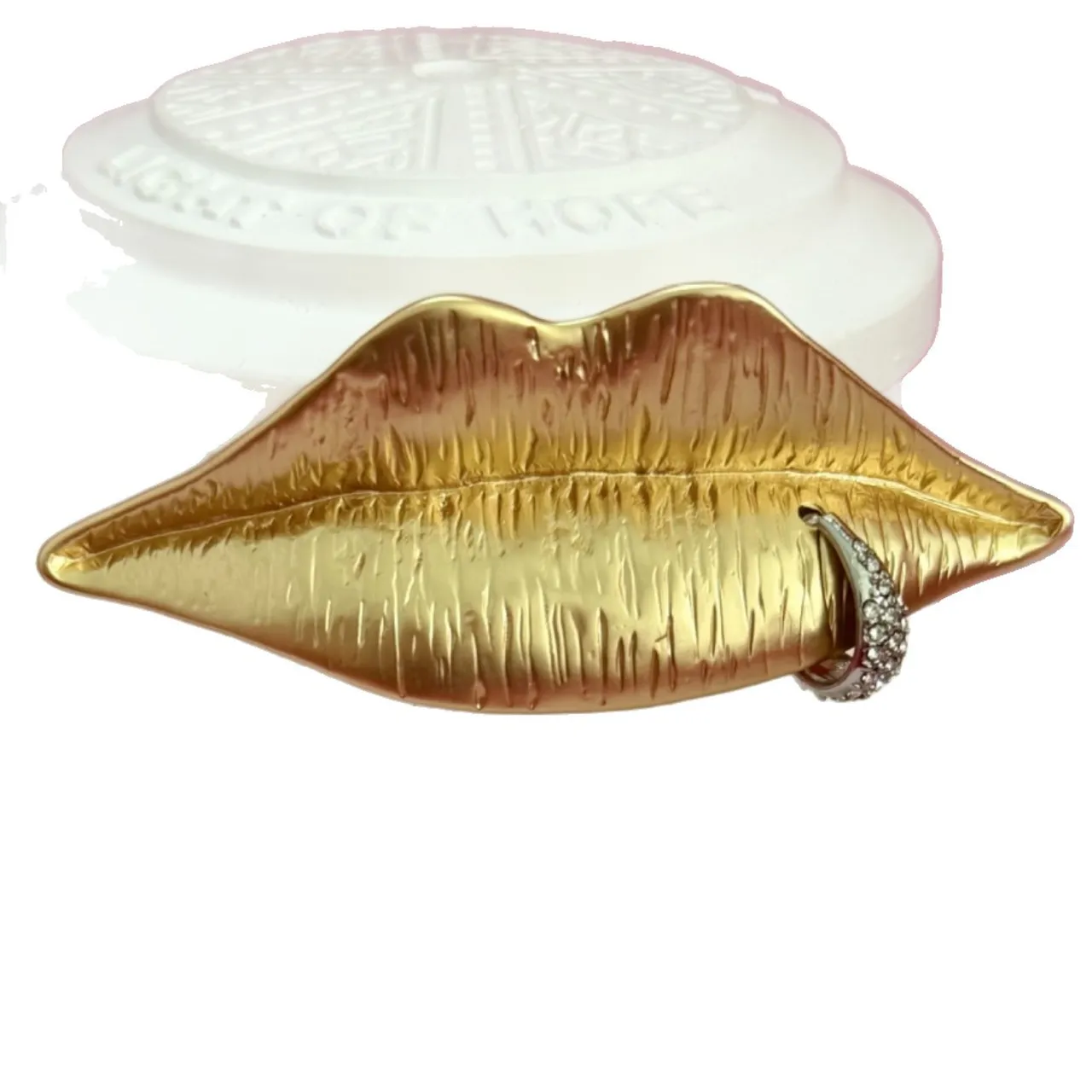 Gold Silver Lip-Shaped Textured Surface Brooch