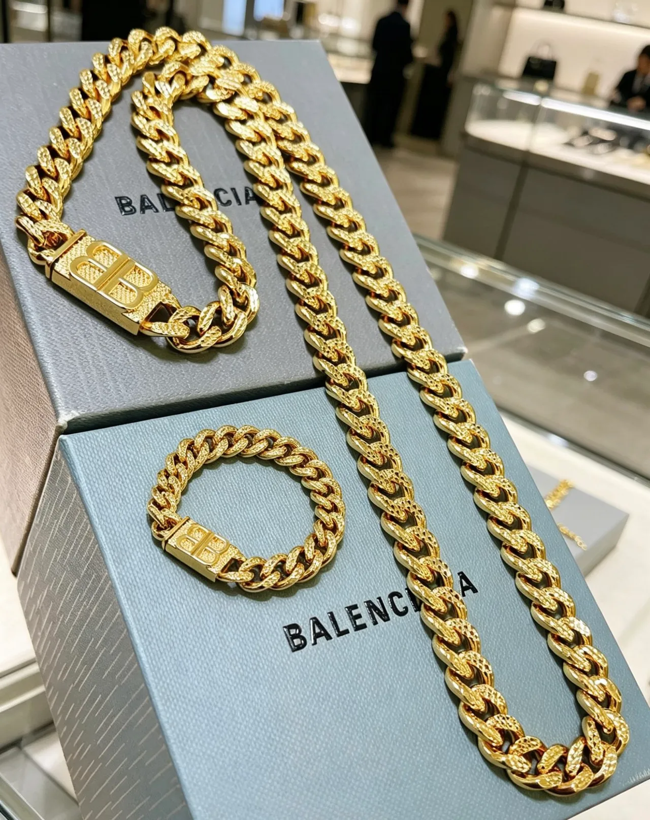 Balenciaga BB Chain Gold Chunky Curb Logo Clasp Necklace