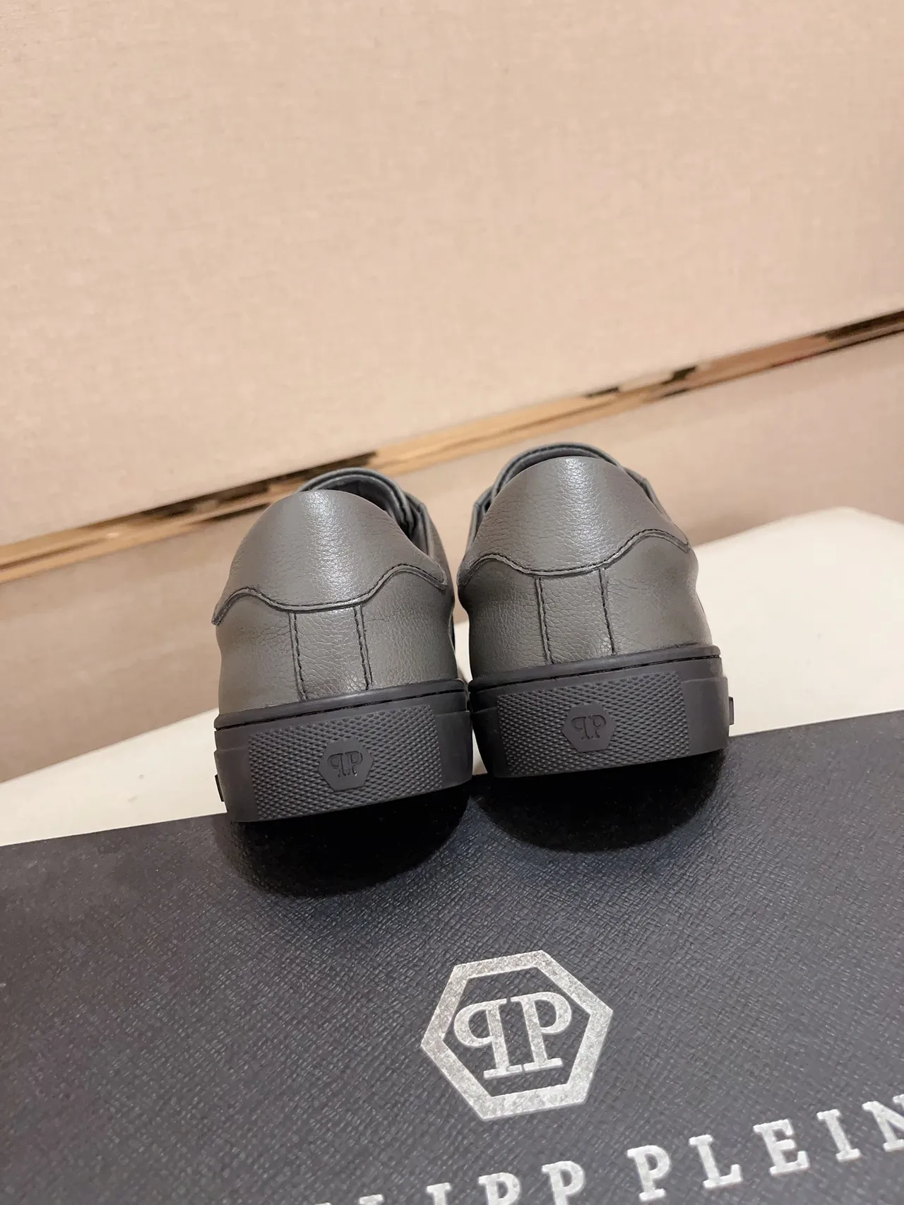 Philipp Plein Gray Leather Low-Top Lifestyle Sneakers