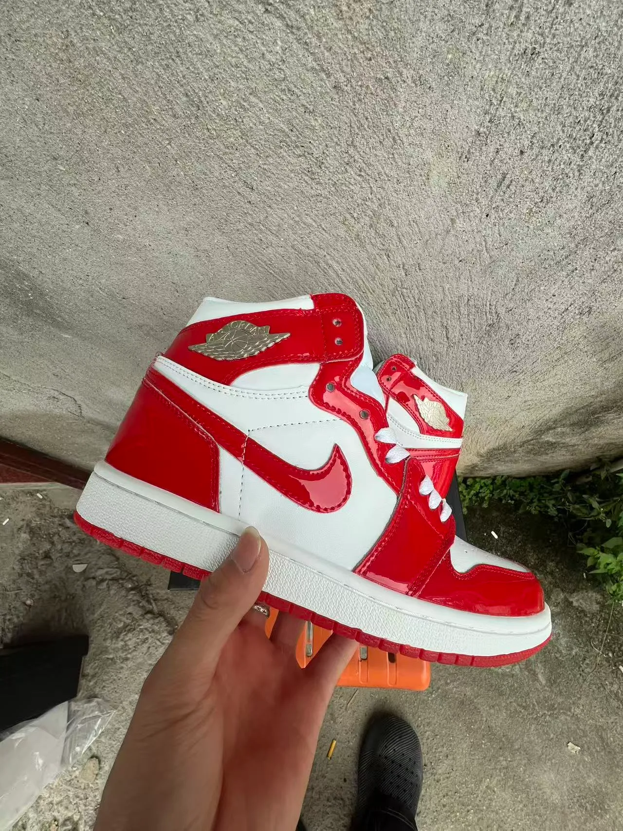 Air Jordan 1 Glossy Red and White High-Top Basketball Shoes