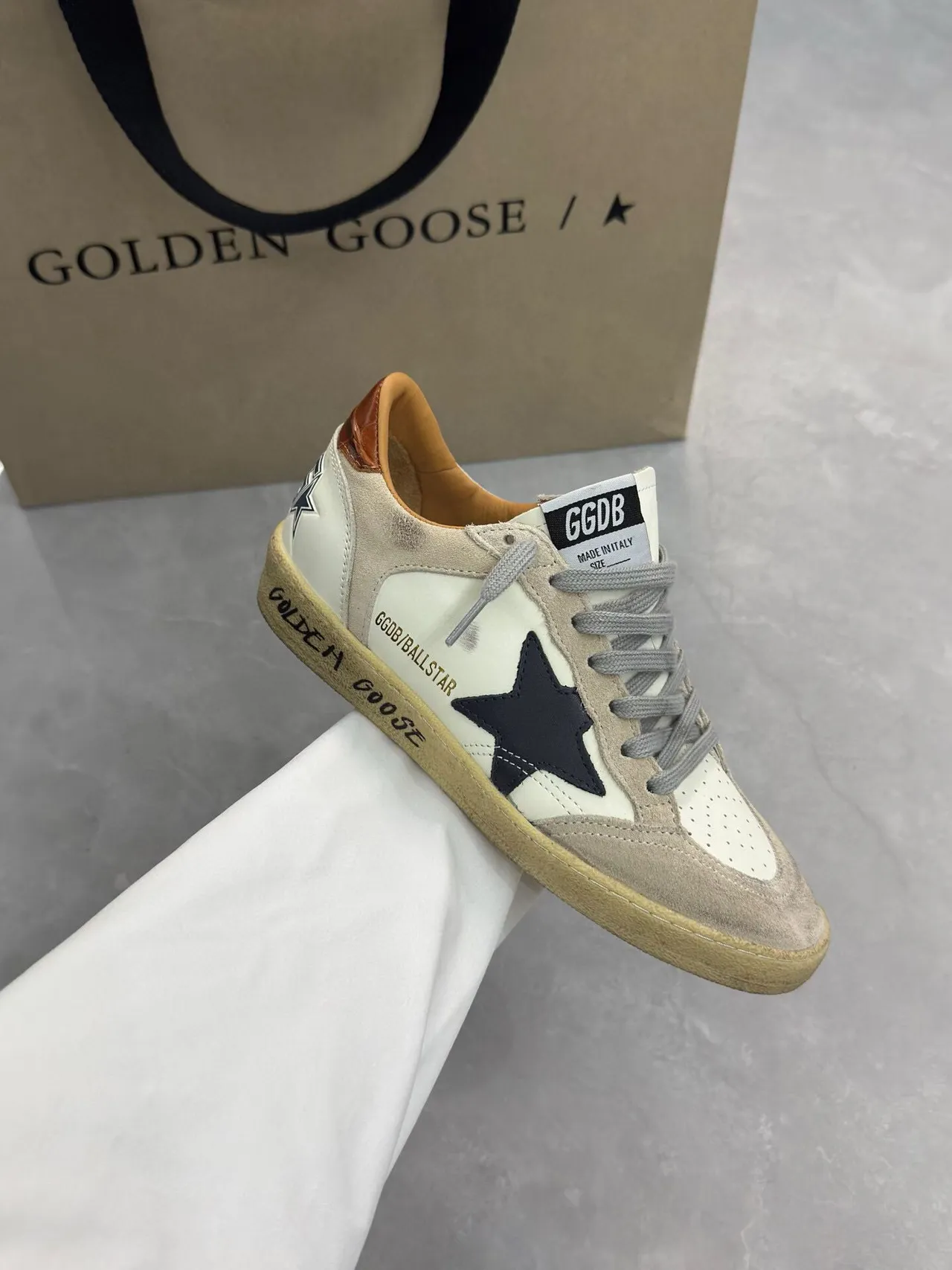 Golden Goose Ball Star Off-White Navy Star Lifestyle Sneakers