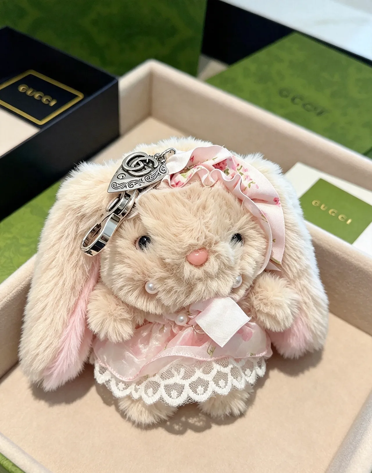 Gucci Beige Pink Plush Rabbit Faux Fur Crossbody Bag