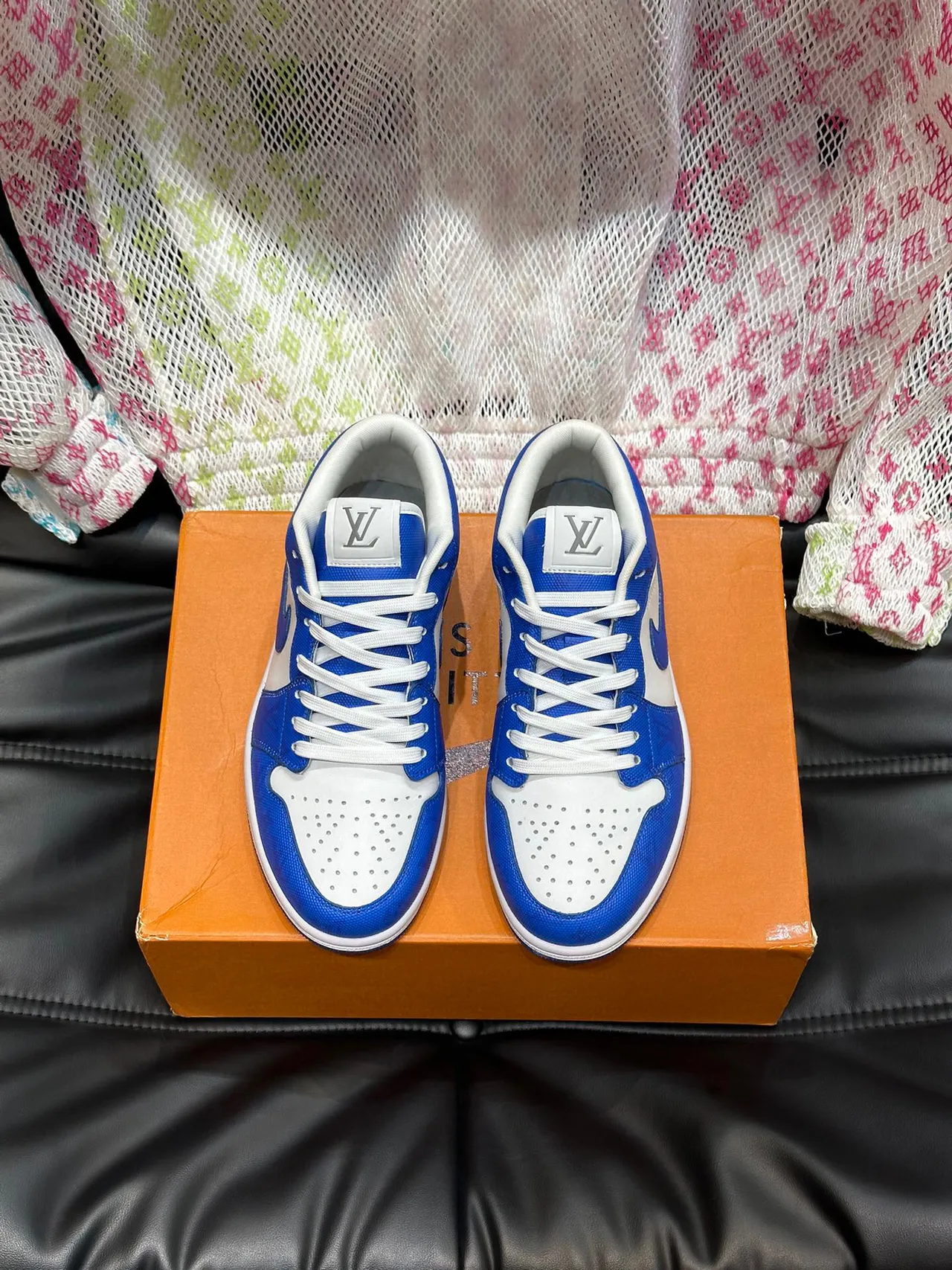 Nike Blue White Low-Top Canvas And Leather Upper Lifestyle Sneakers