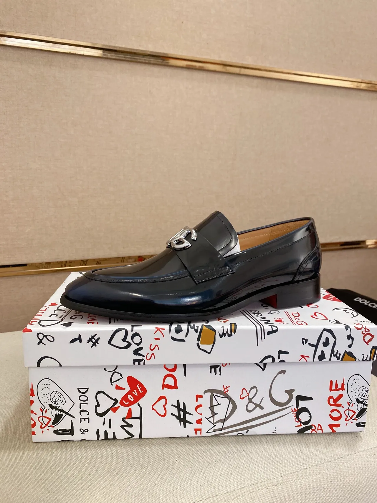Dolce & Gabbana Portofino Navy Silver Patent Leather Metal Horsebit Buckle Loafer