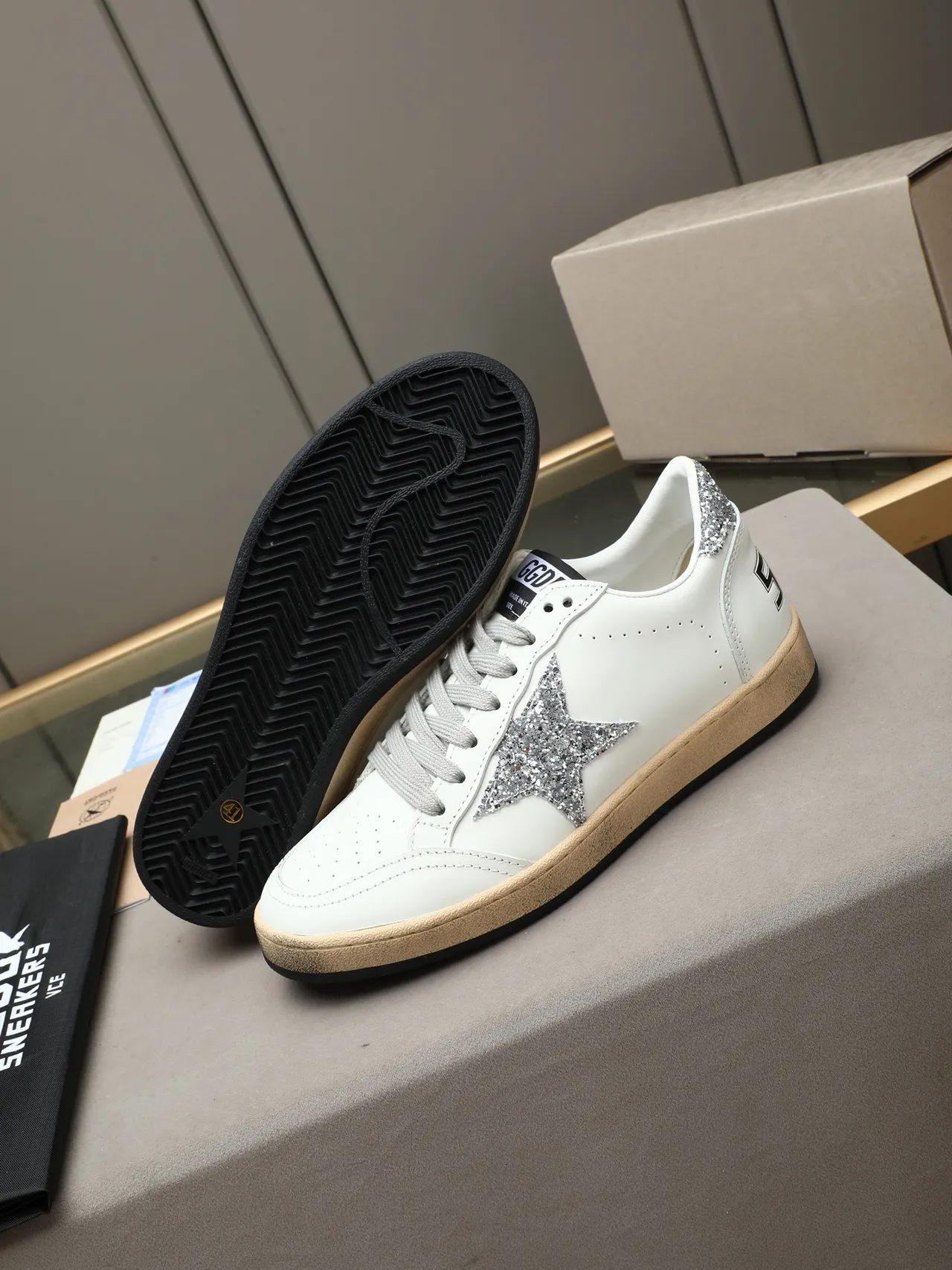 Golden Goose Ball Star White Leather Glitter Star Lifestyle Sneakers