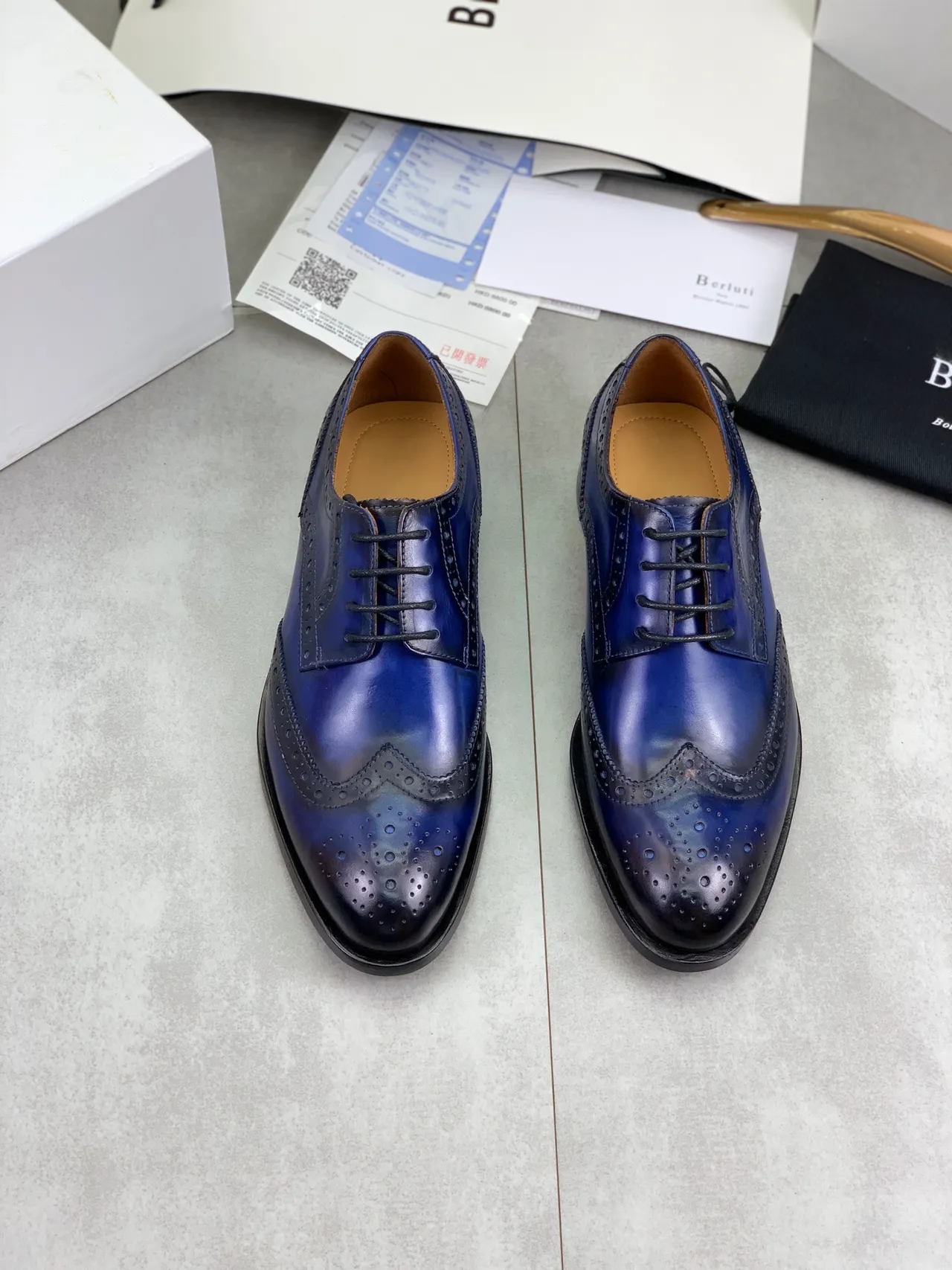 BERLUTI Blue Black Polished Leather Full Wingtip Brogue