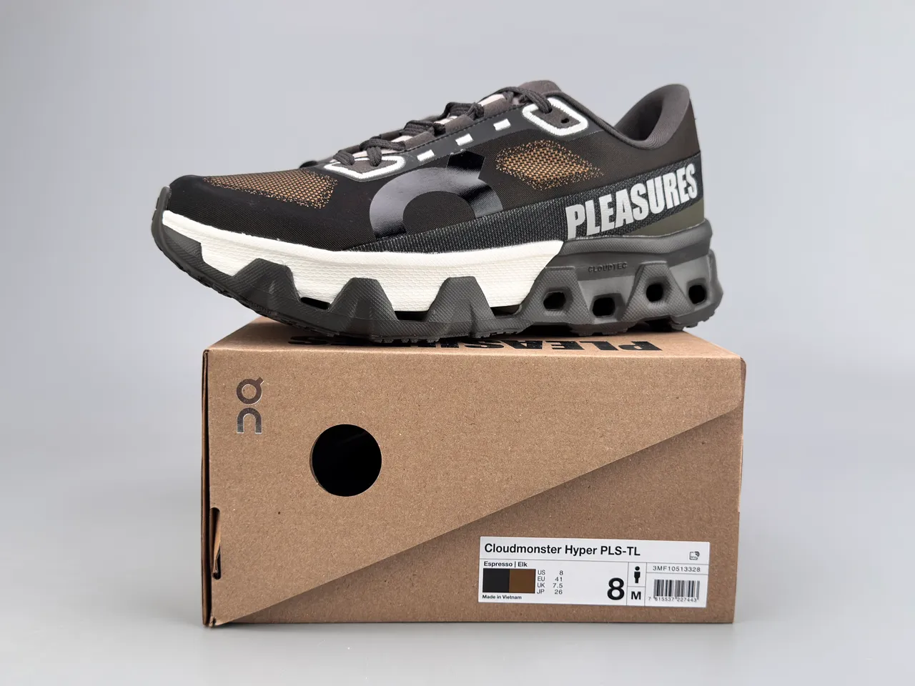 PLEASURES Black and White Lifestyle Sneakers