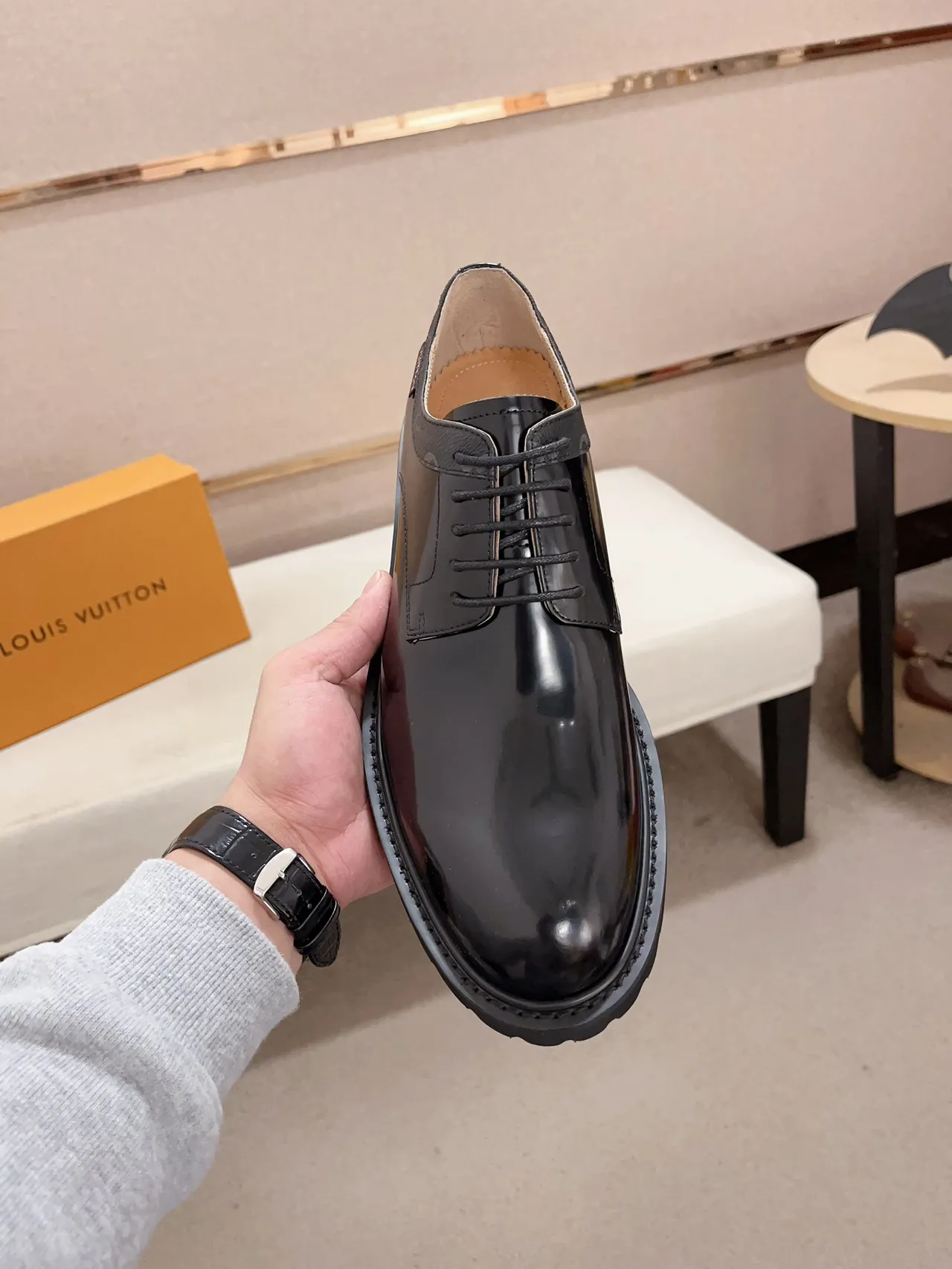 Louis Vuitton Black Glossy Leather Lug-Sole Oxford Shoes