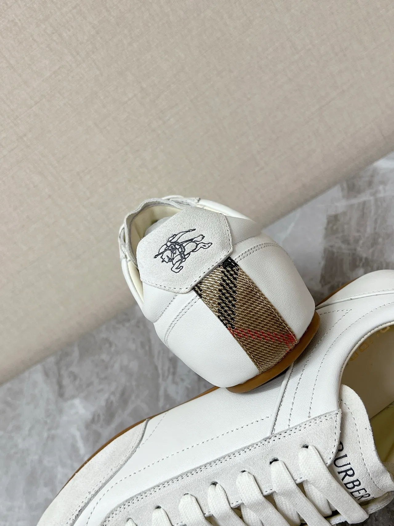 Burberry Knight White Leather-Suede Hybrid Lifestyle Sneakers