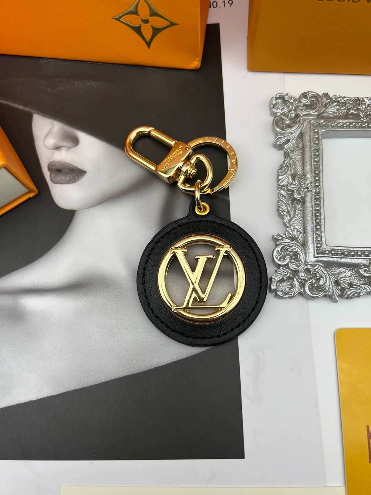 Louis Vuitton Circle Key Holder Red Gold Circular Leather Monogram Handbag