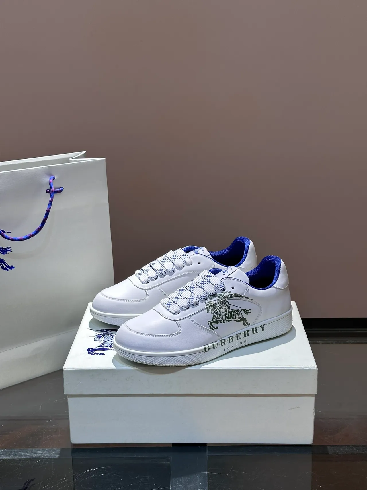 Burberry Knight White and Blue Leather Lifestyle Sneakers
