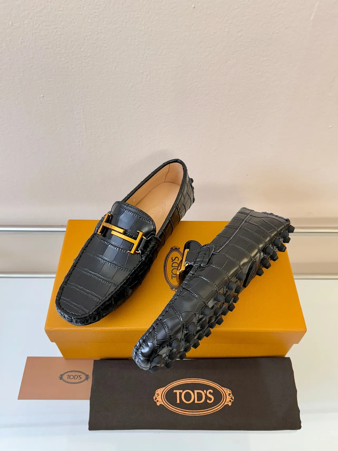 Tod's Gommino Loafer Black Croc-Embossed Leather Gold H-Bit Loafers