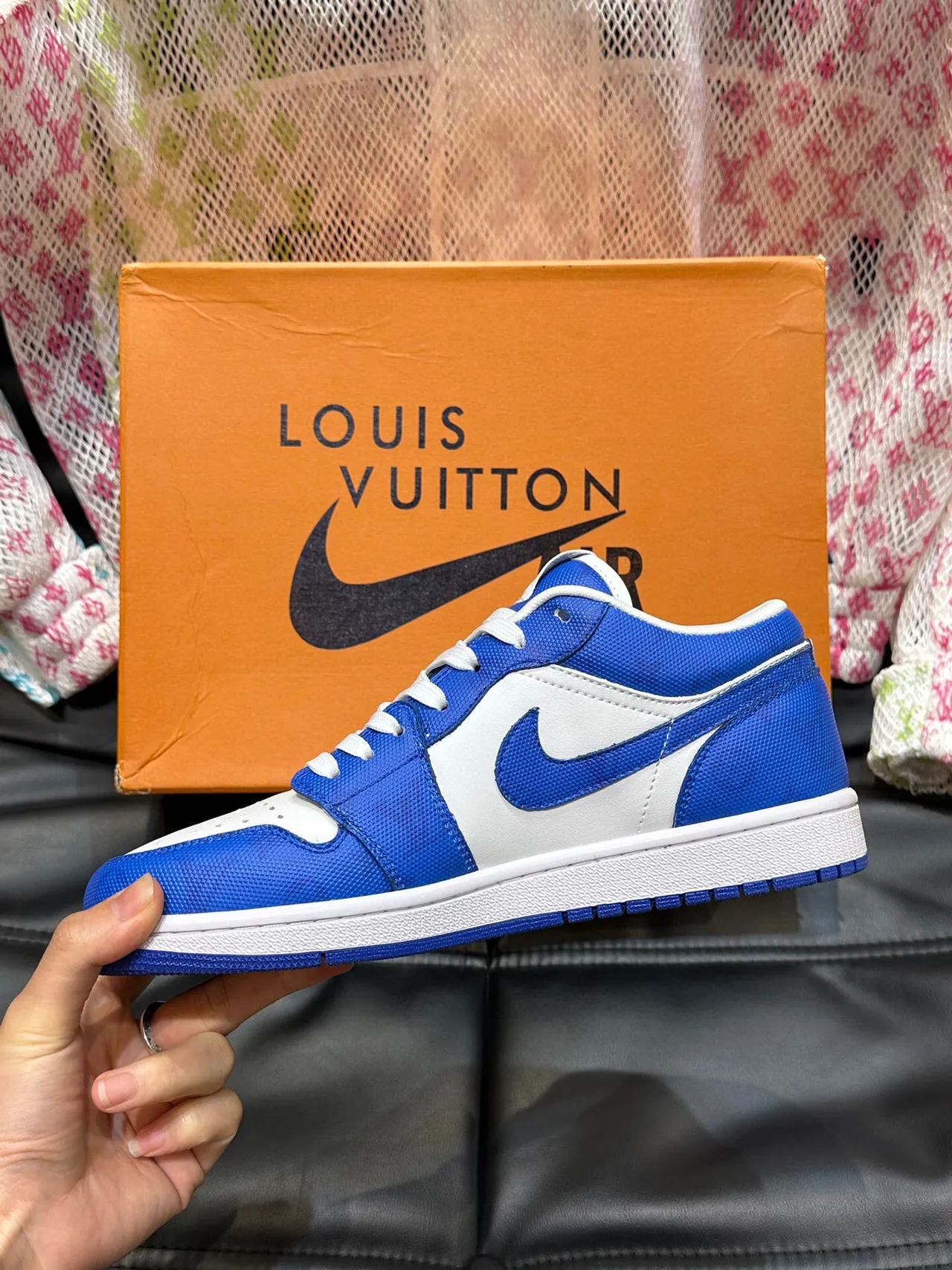 Nike Blue White Low-Top Canvas And Leather Upper Lifestyle Sneakers