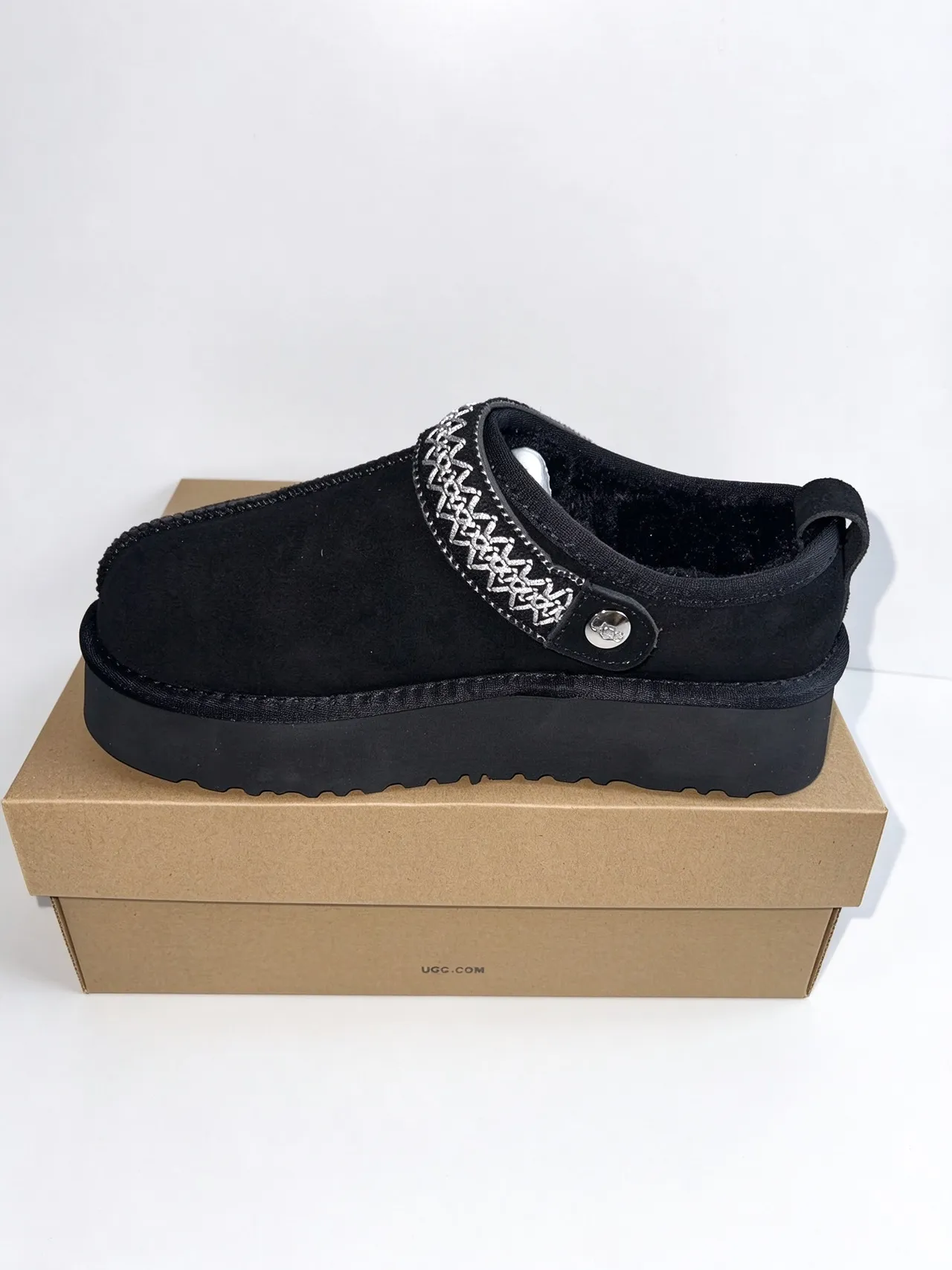 UGG Tasman Black White Platform Sole Shearling-Lined Casual Shoes