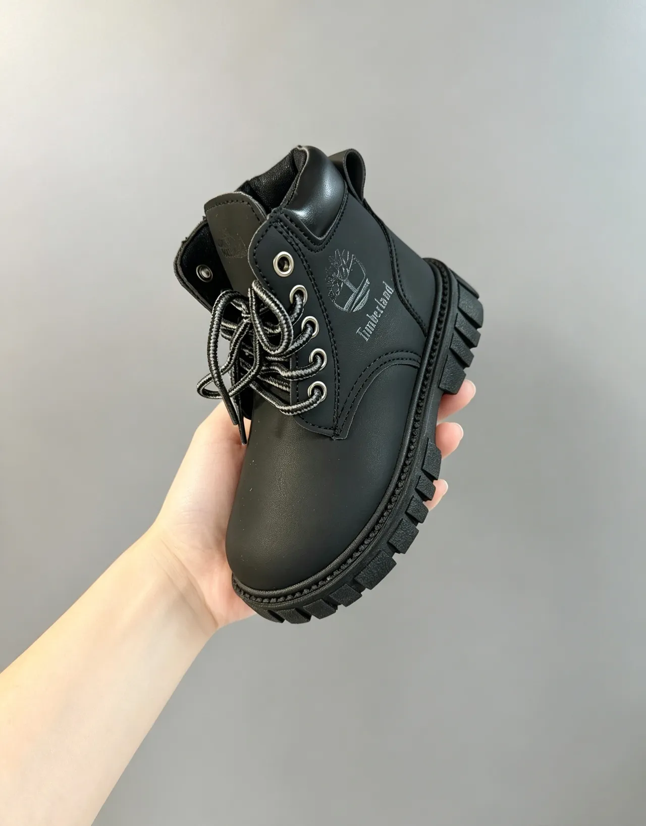 Timberland Field Boot Black Padded Collar Rugged Lug Sole Work Boots