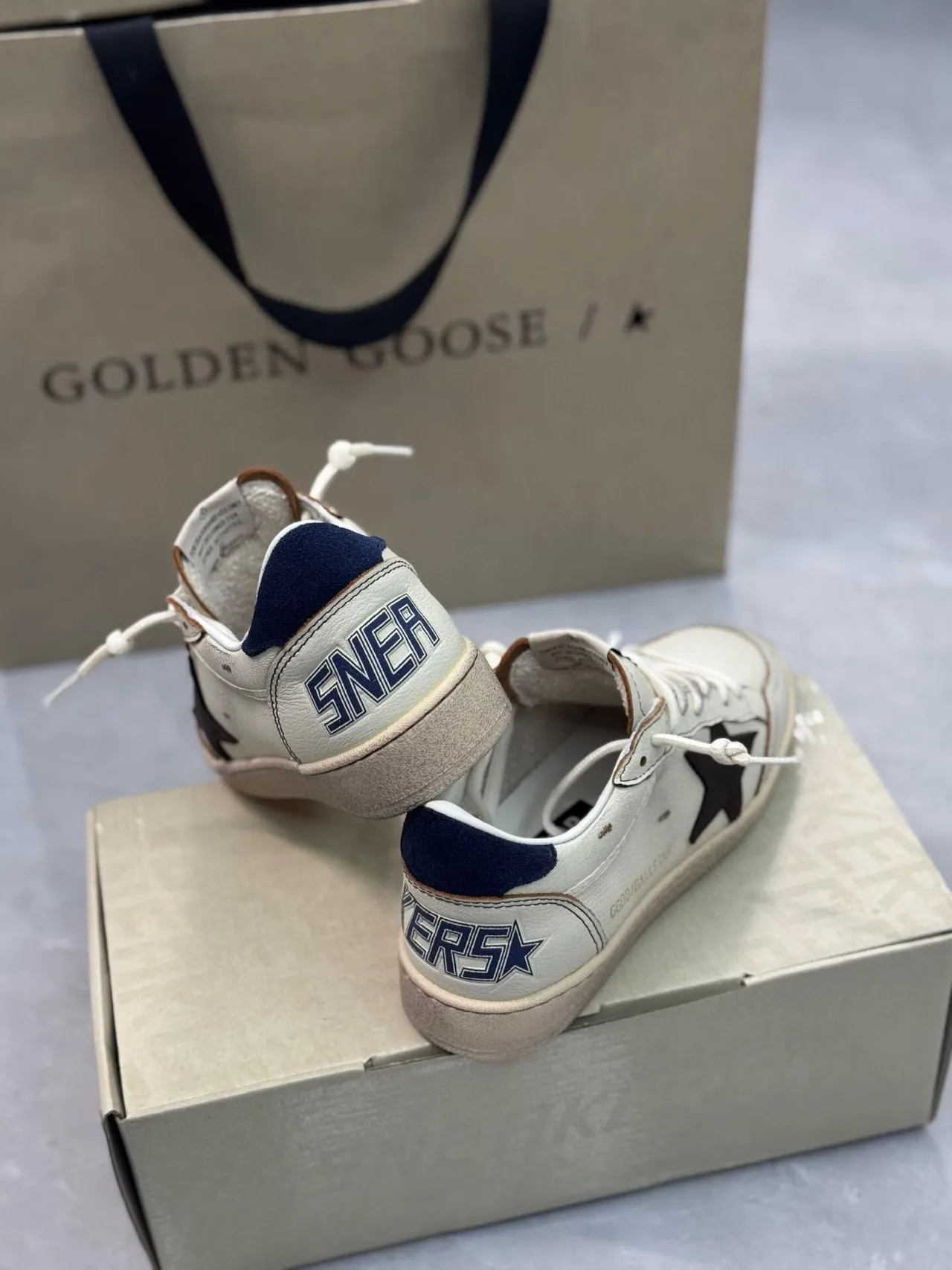 Golden Goose Beige Navy Distressed Leather Star Appliqué Lifestyle Sneakers