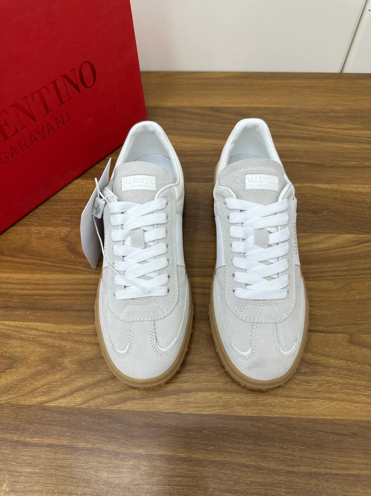 Valentino Beige White Suede And Leather Panelled Side Stripe Branding Sneakers