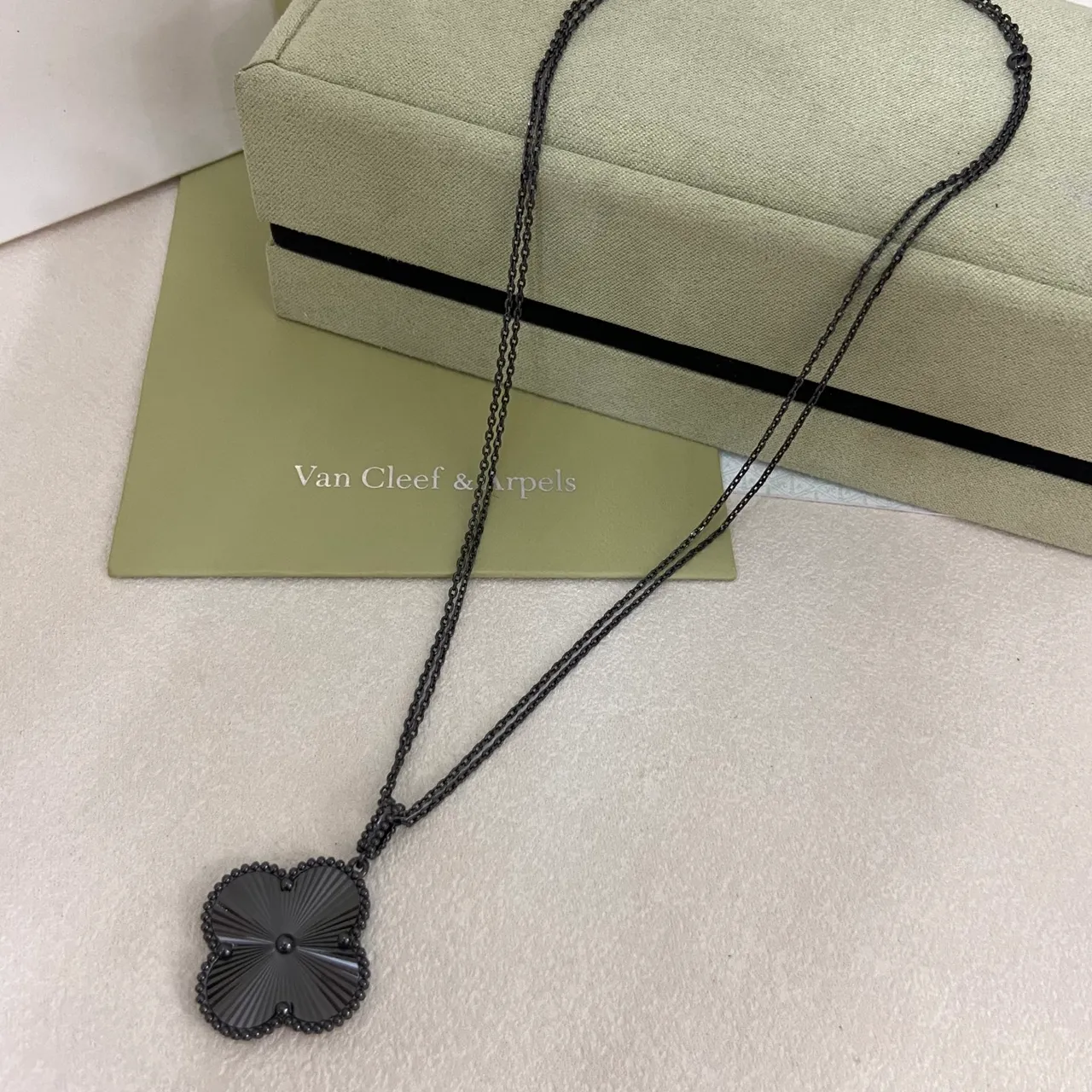 Van Cleef & Arpels Alhambra Black Enamel Quatrefoil Pendant Necklace