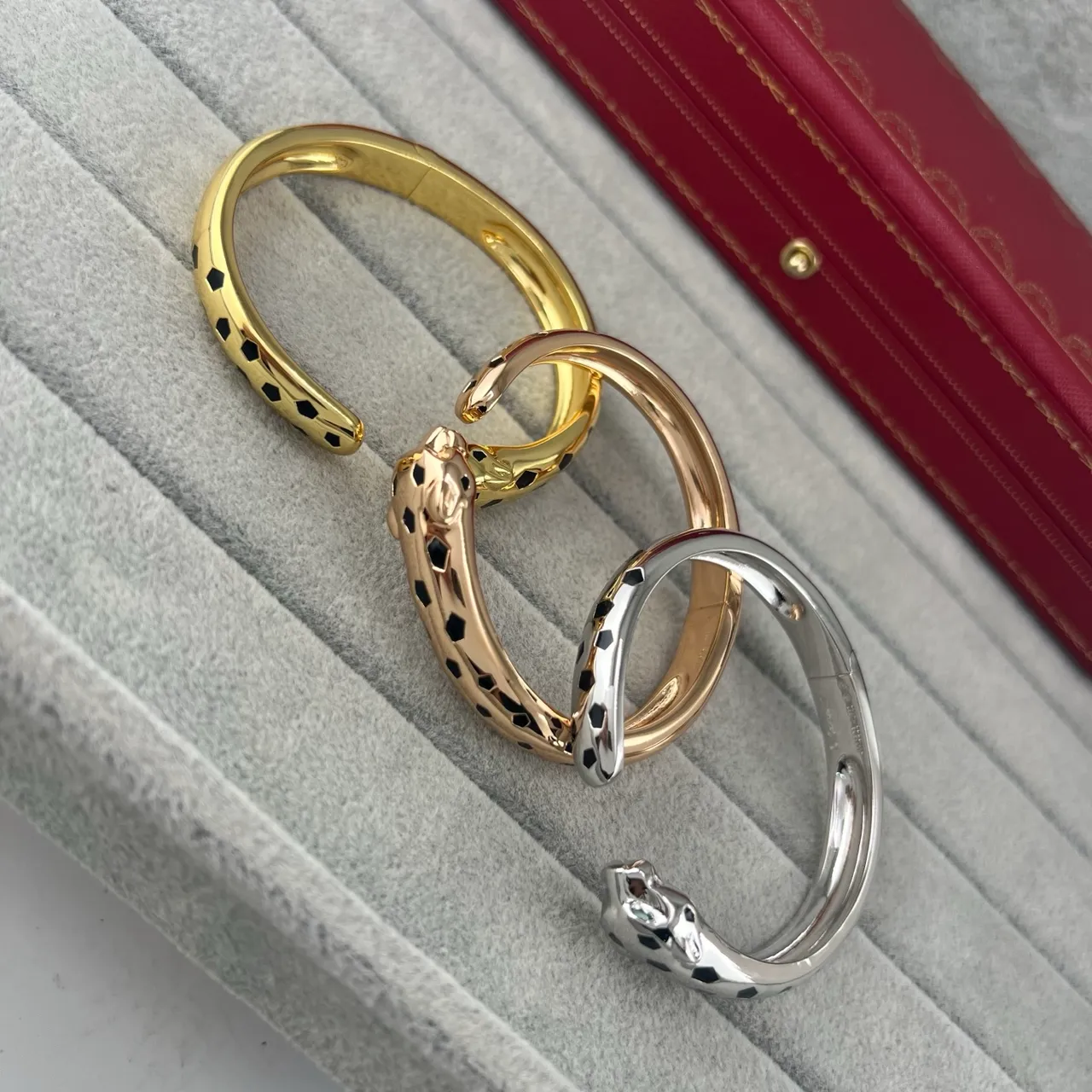 Cartier Panthère Panther Head Open Bangle Bracelet