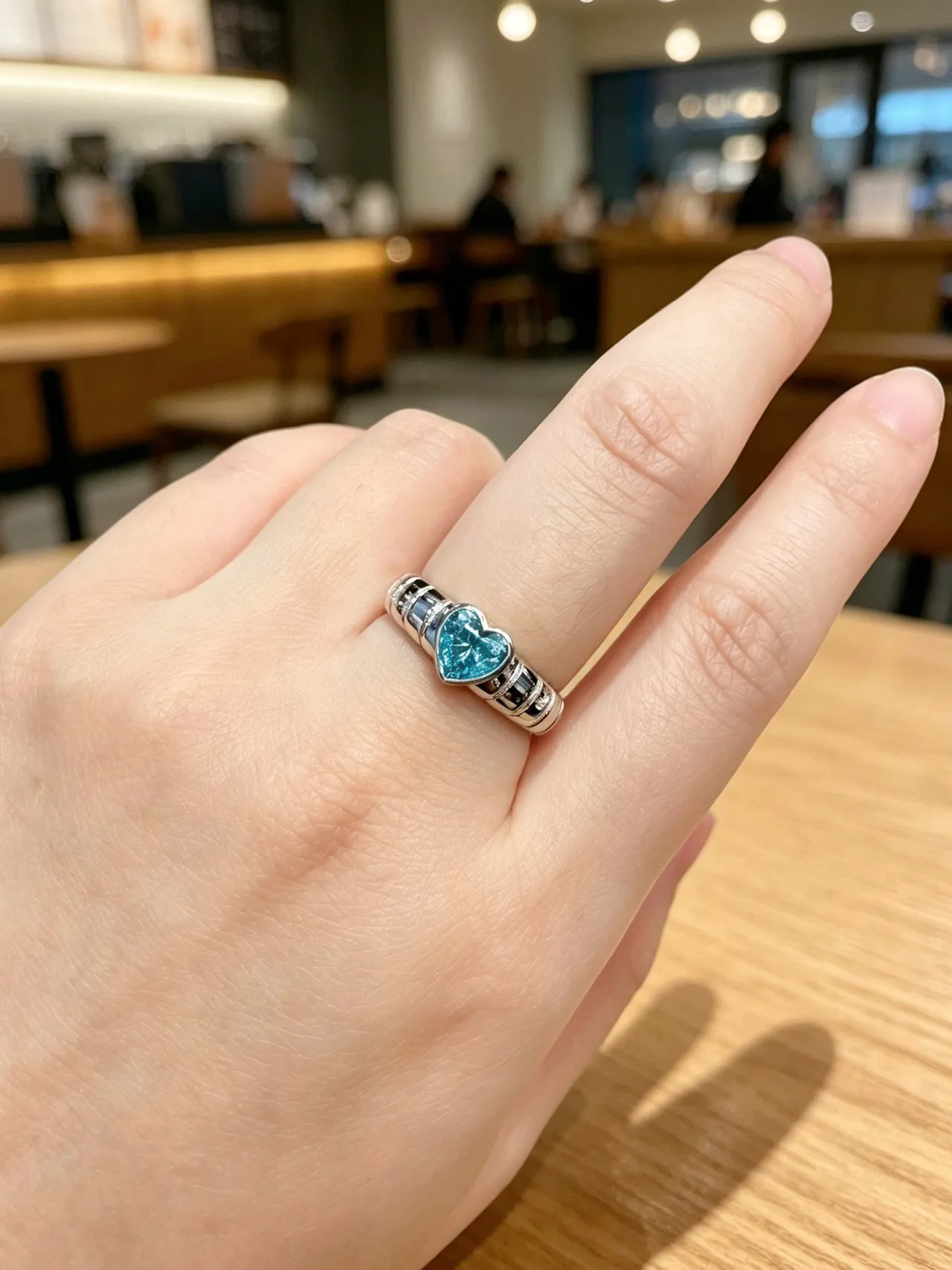 Silver Blue Heart-Shaped Stone Textured Ribbed Band Ring