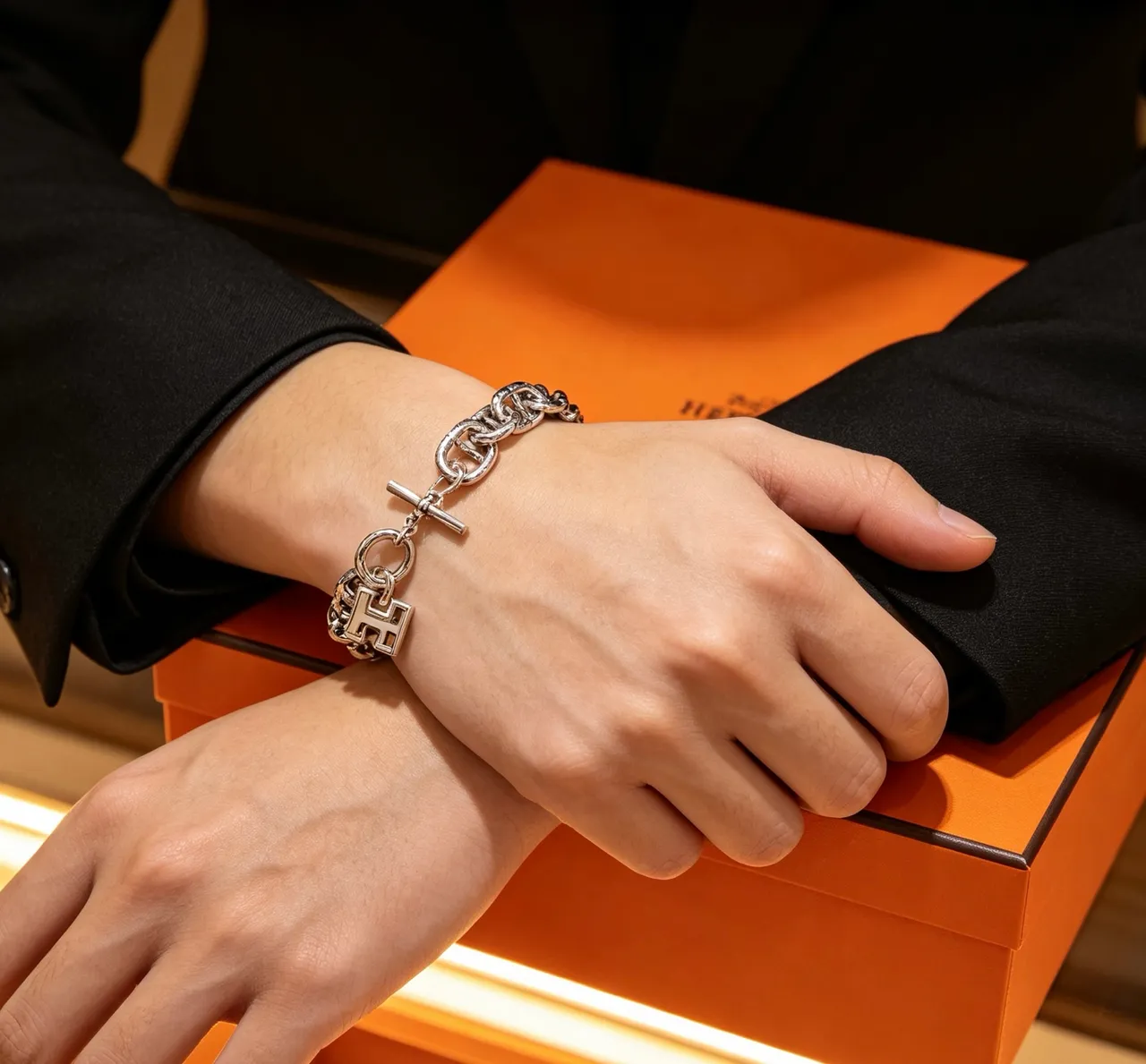 Hermès Chaine d'Ancre Engraved H Motif Silver Bracelet