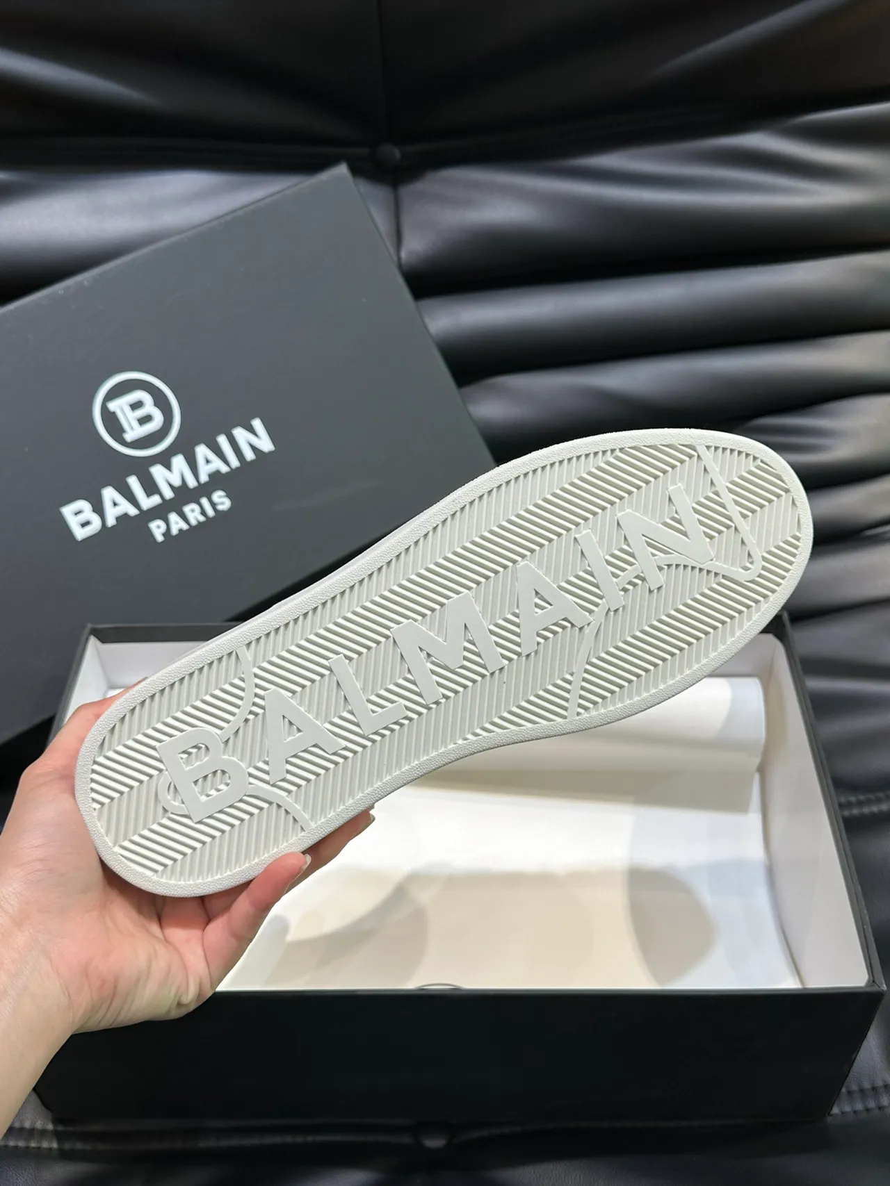 Balmain White Black Leather Upper Cursive Logo Lifestyle Sneakers