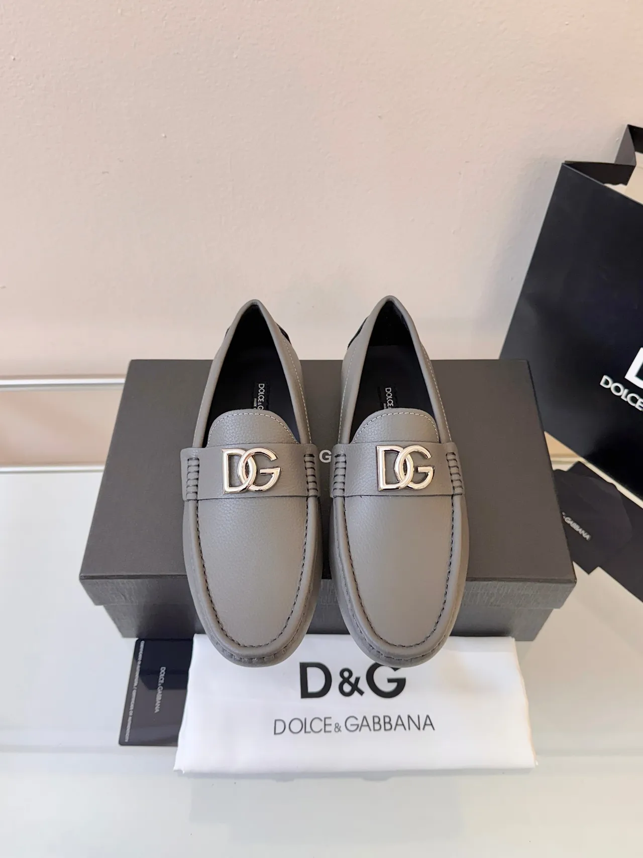 Dolce & Gabbana Portofino Gray Black Leather Moc-Toe Loafer