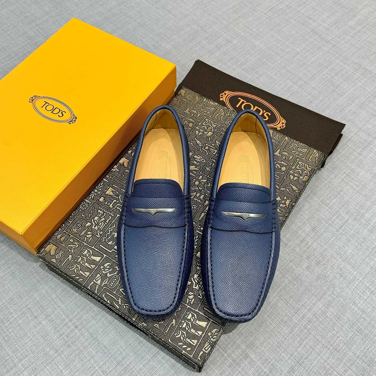 Tod's Gommino Loafer Navy Blue Pebbled Leather Slip-On Loafers
