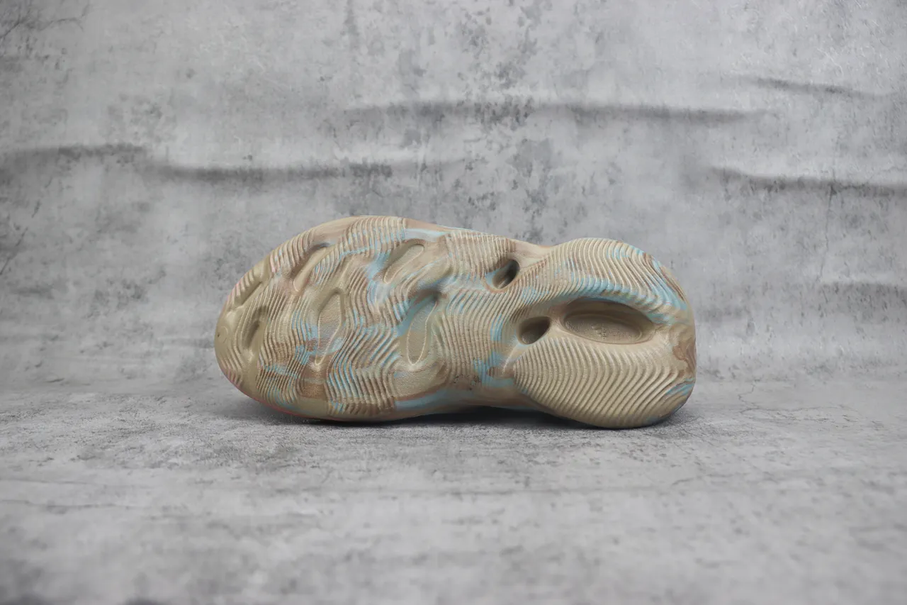 Crocs Classic Clog Beige Marbled Blue Pink Foam Clog