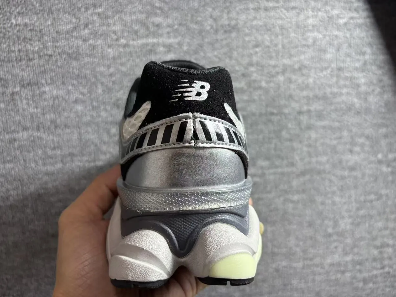 New Balance Silver Black Layered Midsole Metallic Mesh Upper Chunky Sneakers