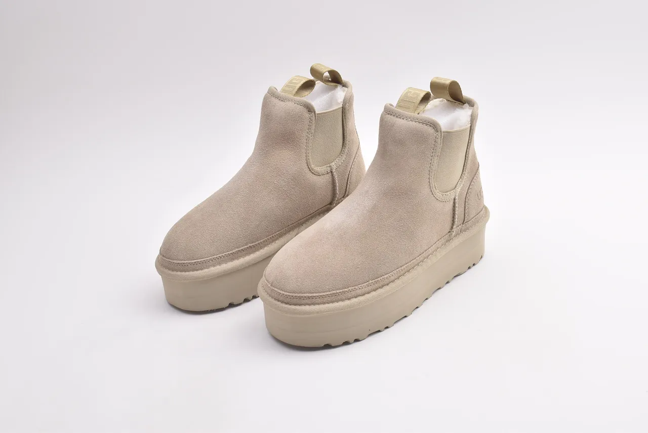 UGG Platform Chelsea Beige Sole Suede Upper Chelsea Boots