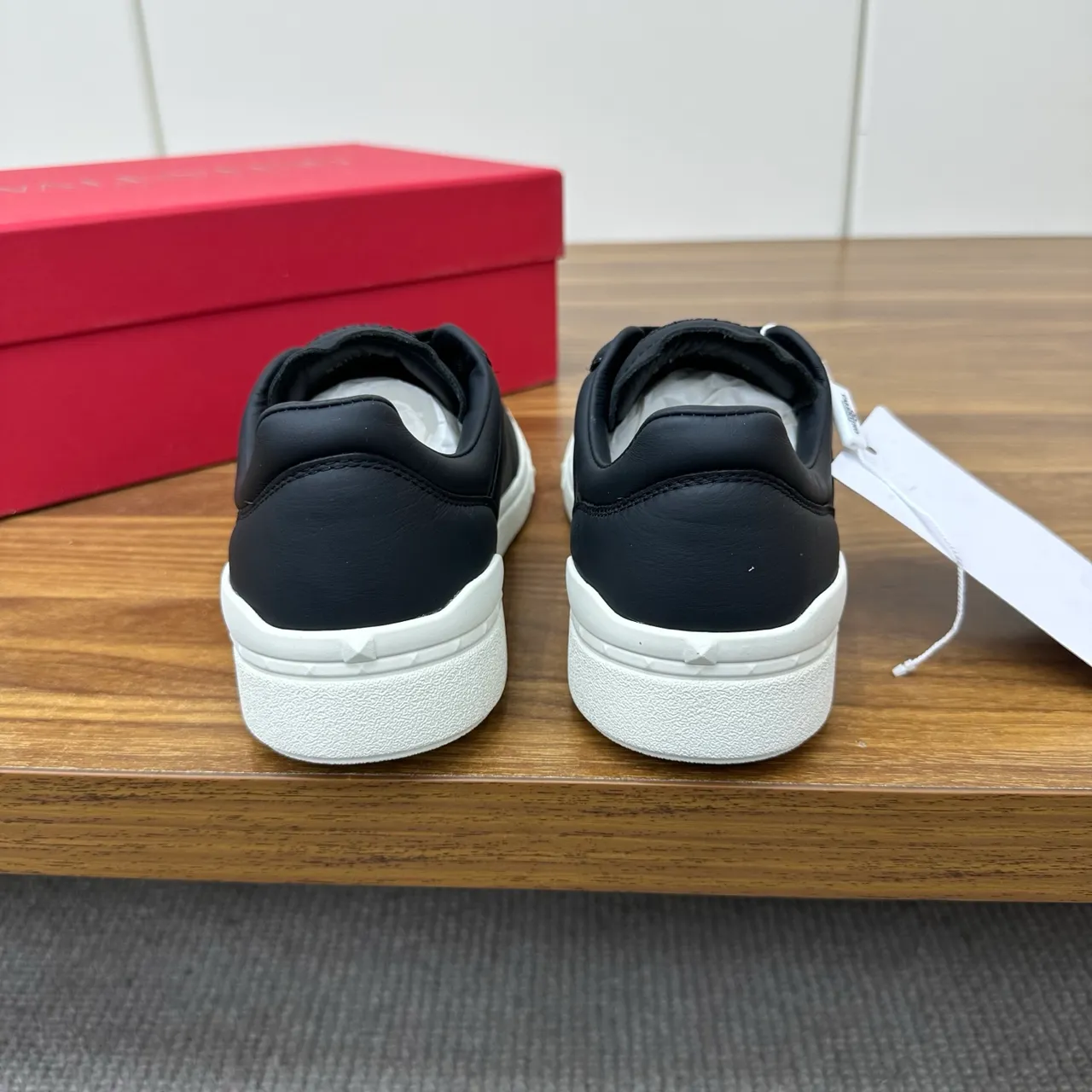Valentino Rockstud Black and White Lifestyle Sneakers
