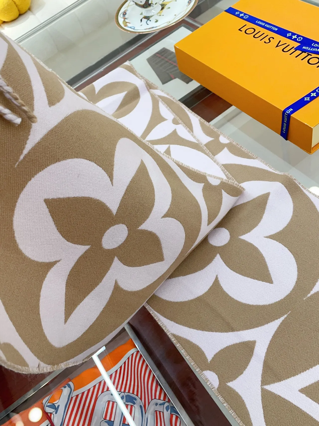 Louis Vuitton Monogram Flower Beige and White Shawl