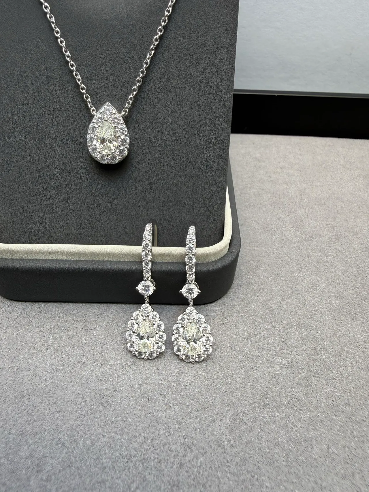 Silver White Floral Cluster Pavé-Set Clear Stones Earrings