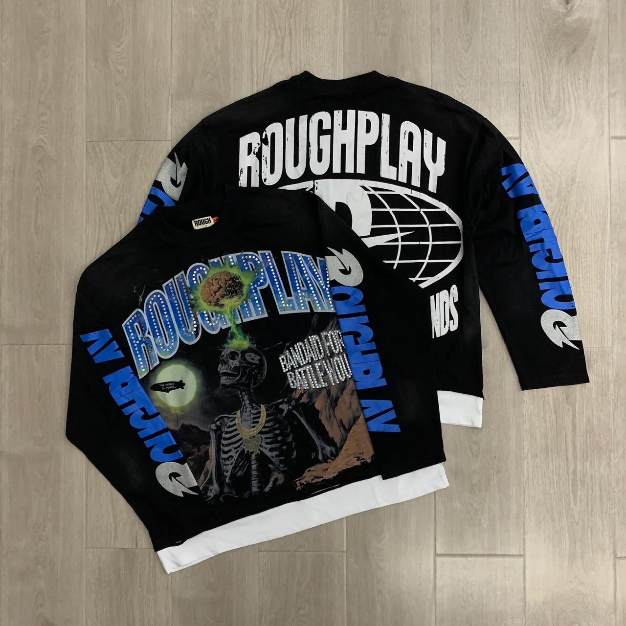 ROUGH Graphic-Print Cropped Long-Sleeve Sweater
