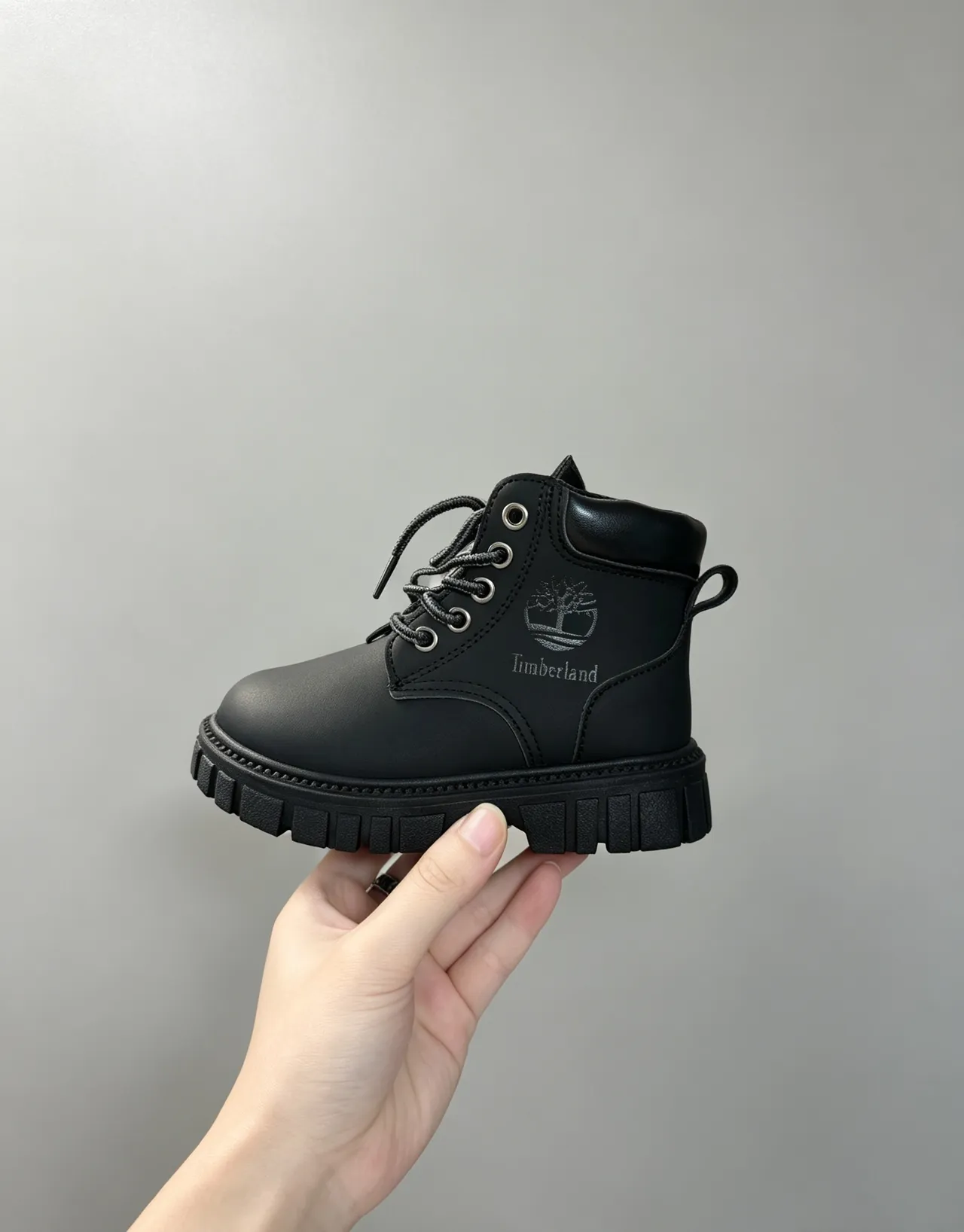 Timberland Field Boot Black Padded Collar Rugged Lug Sole Work Boots