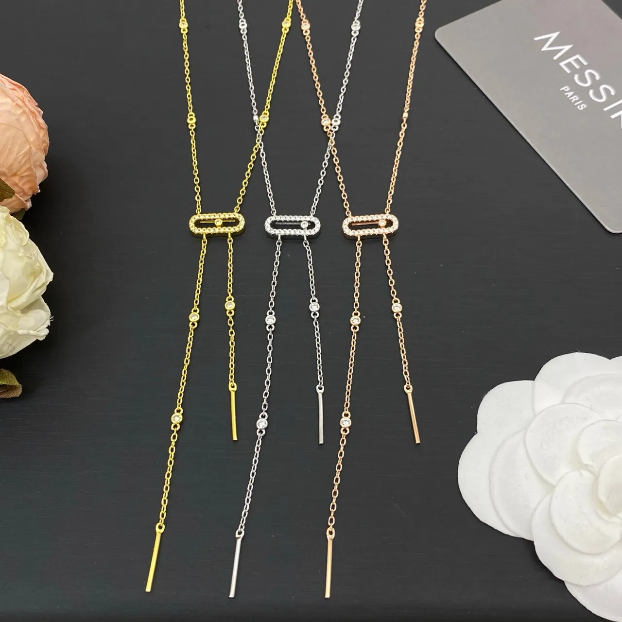Gold Silver Chain Circular Halo Pendant Necklace