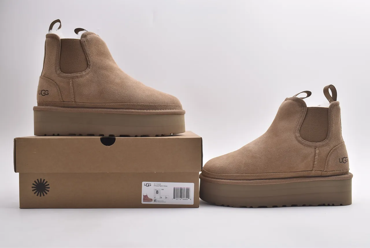 UGG Tasman Platform Suede Chelsea Boot